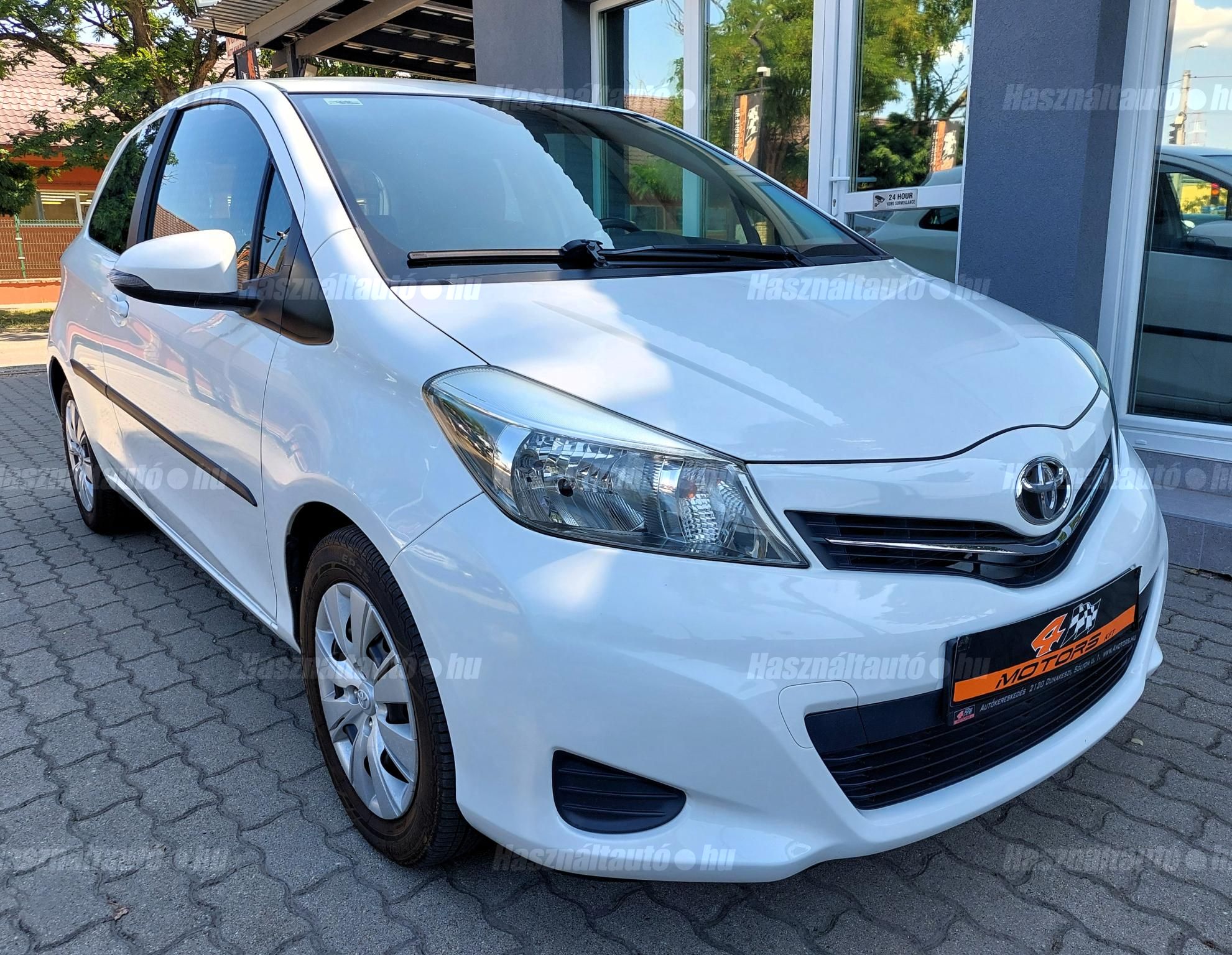 TOYOTA YARIS 2013/5 - 1