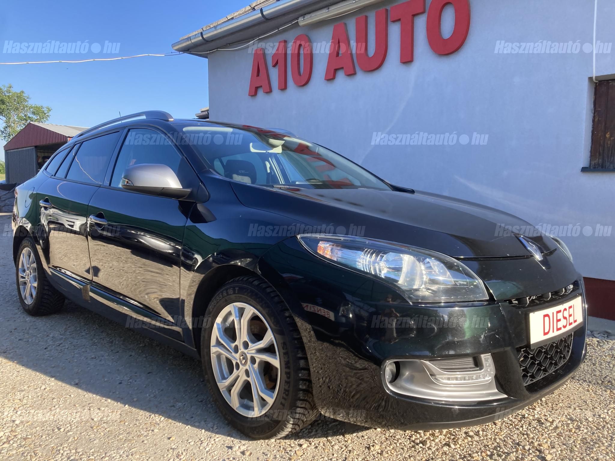 RENAULT MEGANE 2013/4 - 1