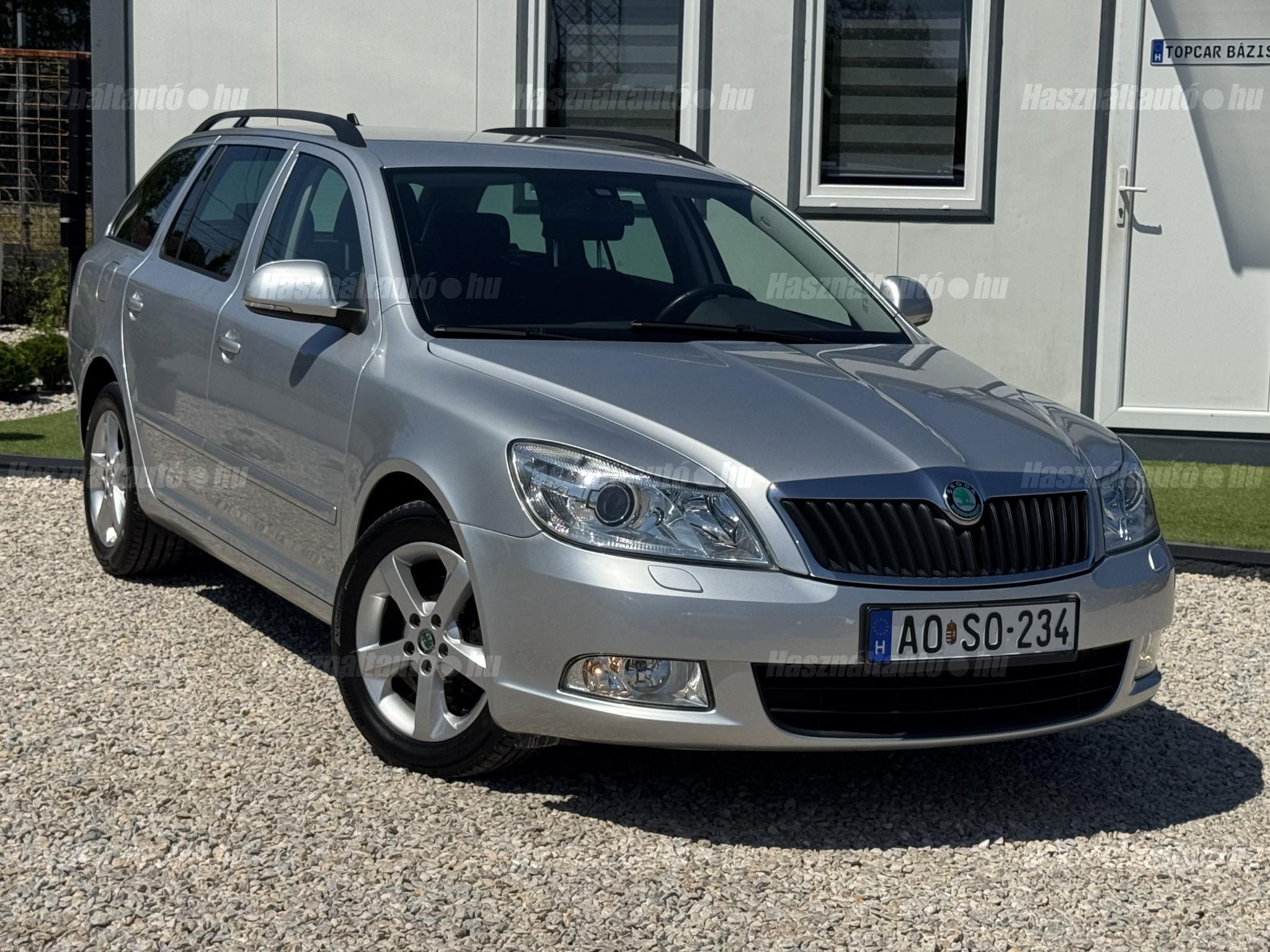 SKODA OCTAVIA 2012/6 - 1