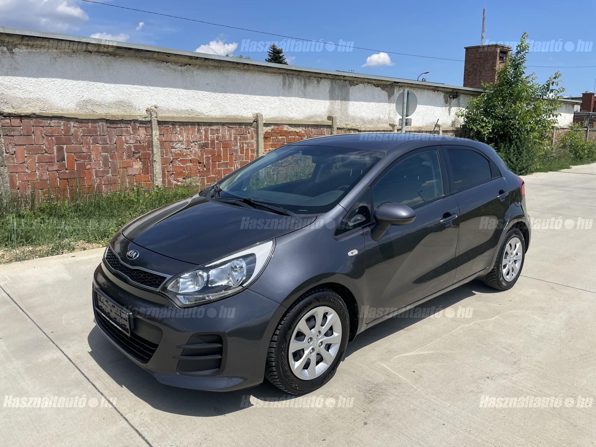 KIA RIO 2015/9 - 1