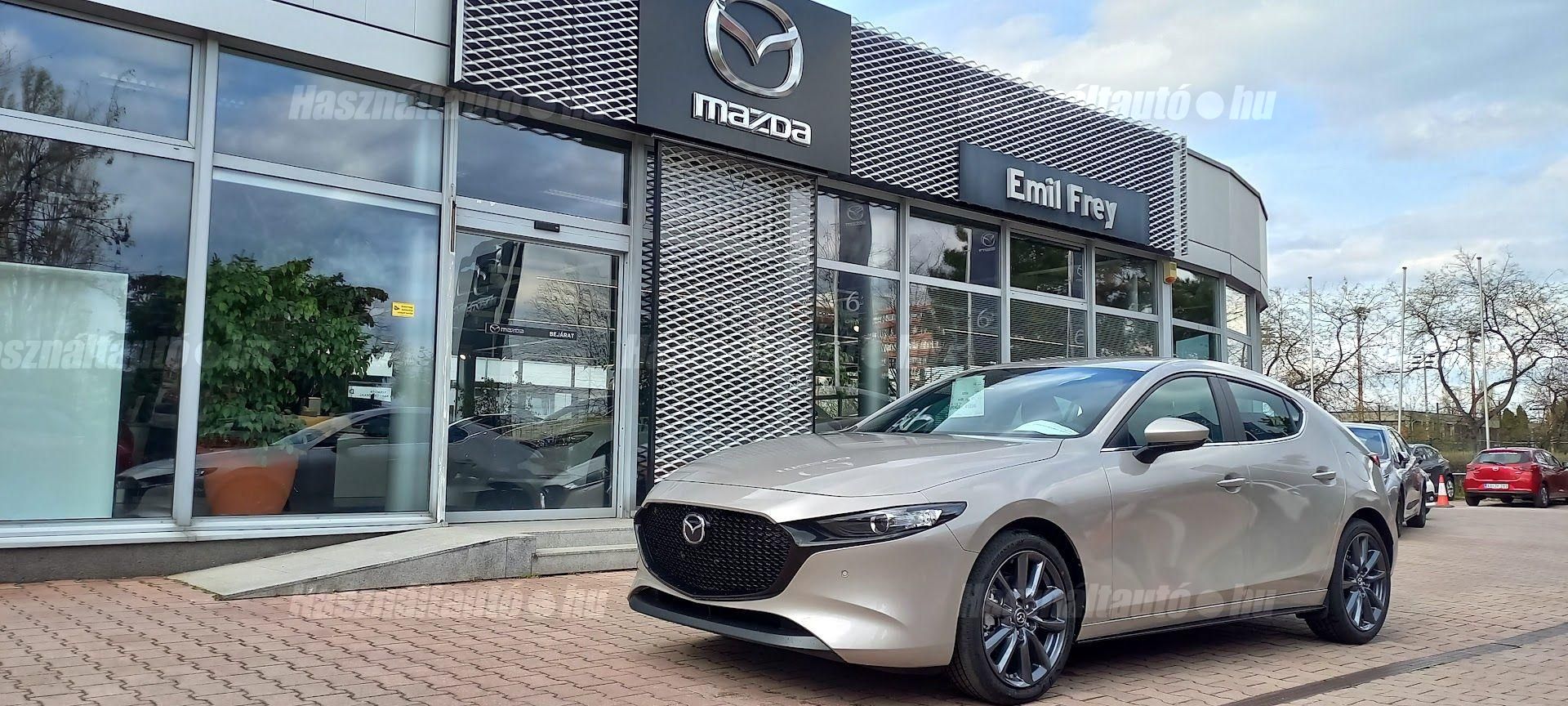 MAZDA 3 2025/12 - 1
