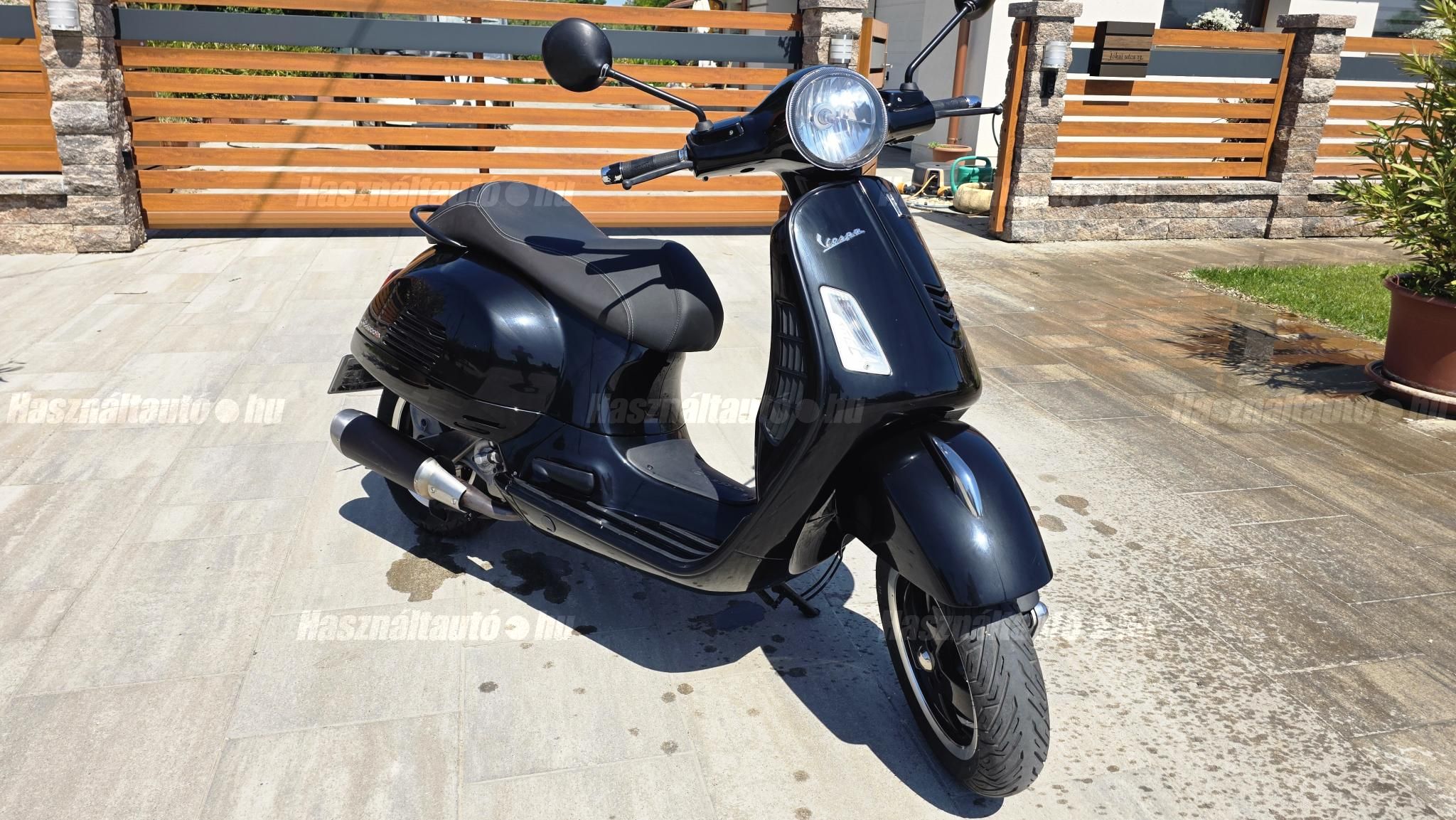 VESPA GTS 2012/6 - 1