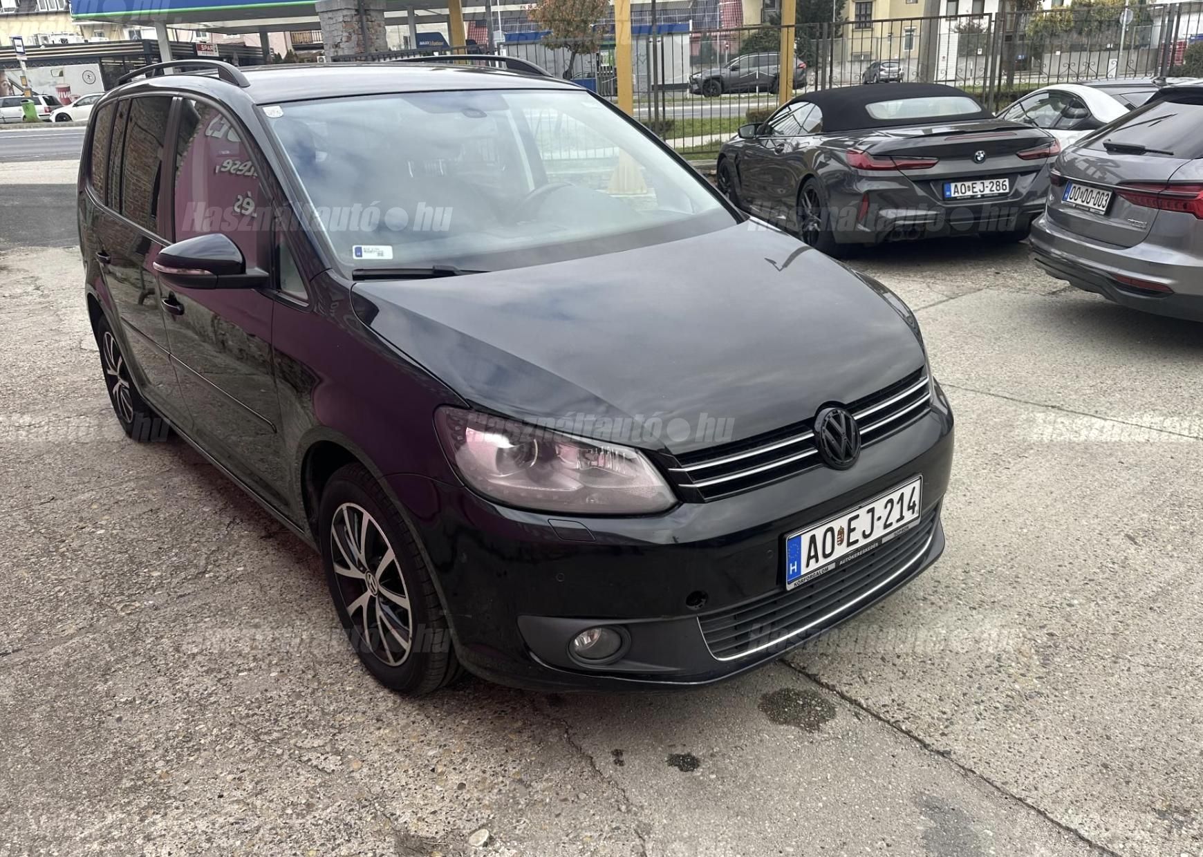 VOLKSWAGEN TOURAN 2014/5 - 1