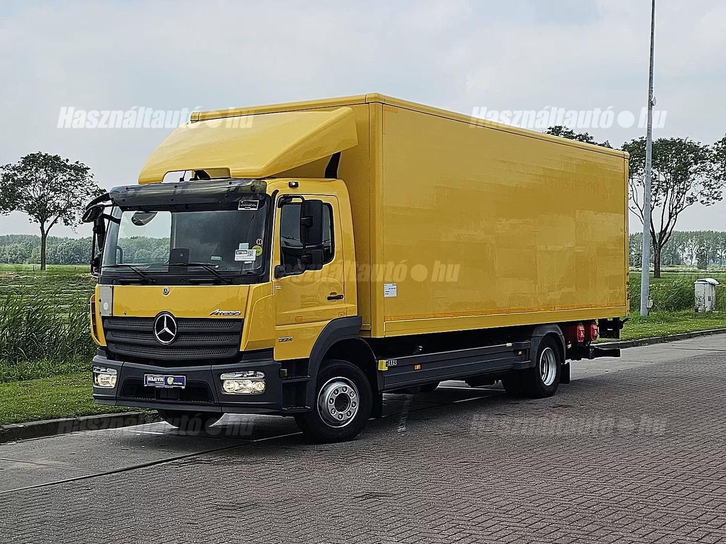 MERCEDES-BENZ 2022/12 - 1