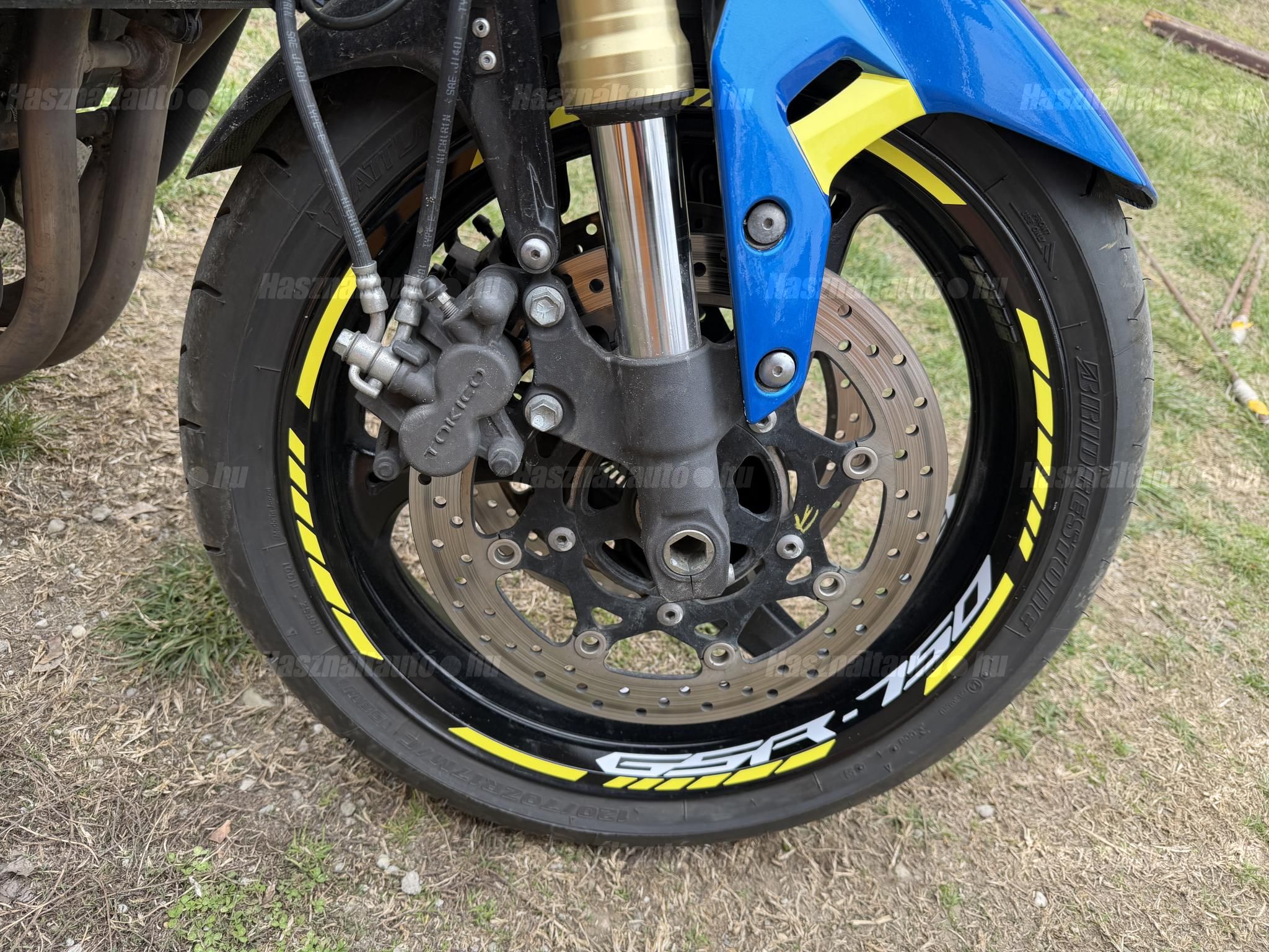 SUZUKI GSR 750 2012/3 - 1