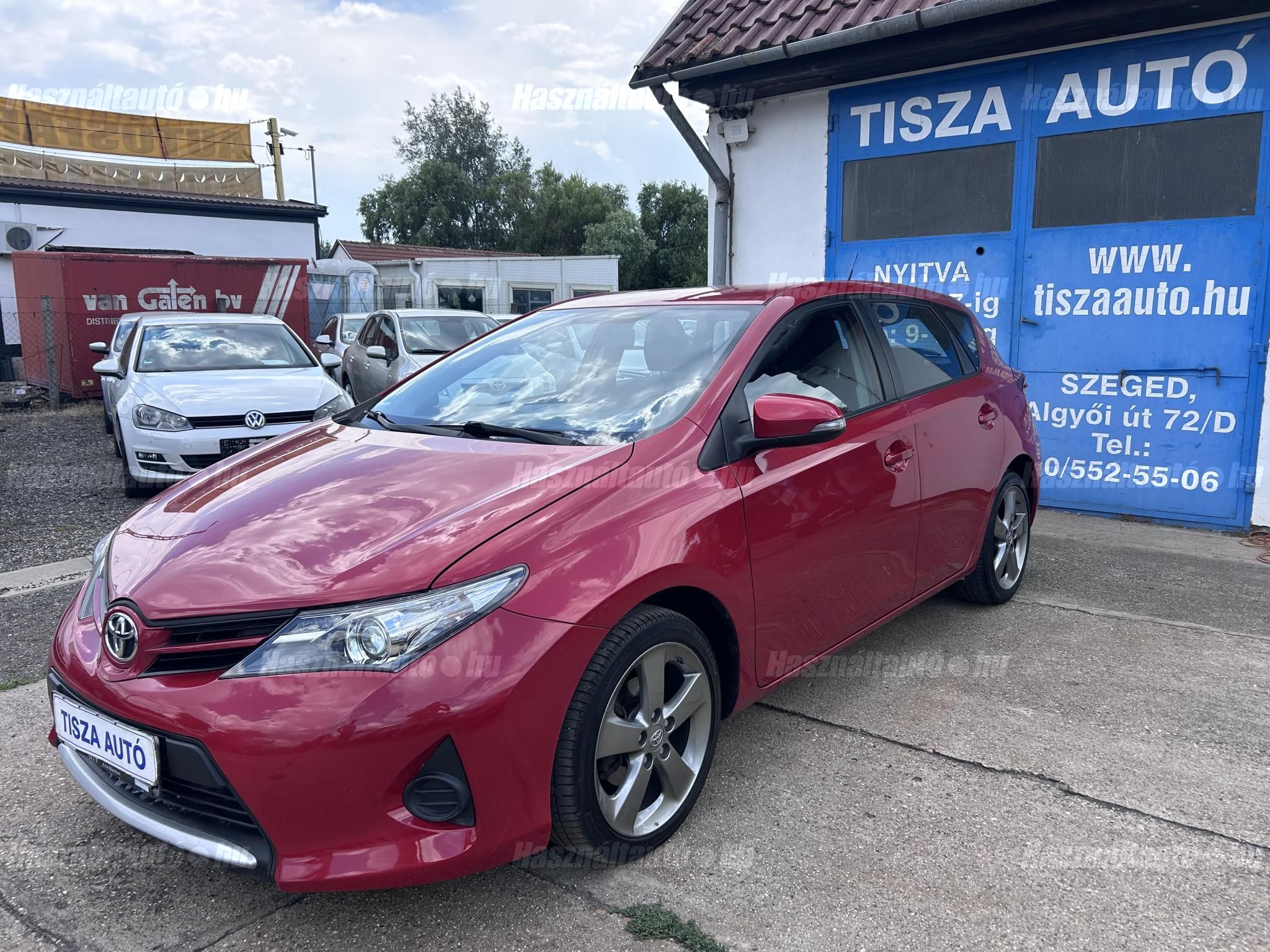 TOYOTA AURIS 2015/2 - 1