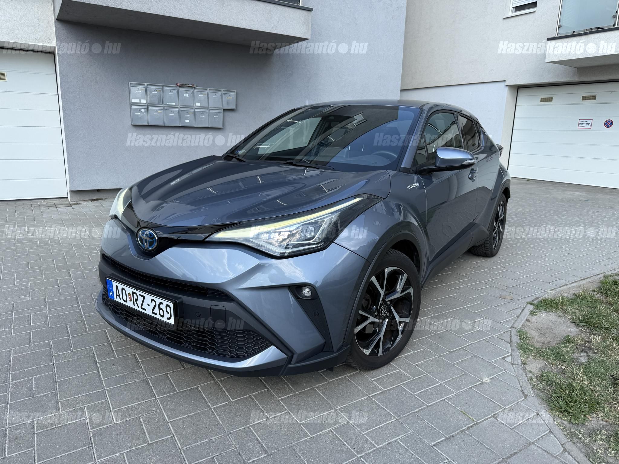TOYOTA C-HR 2020/8 - 1