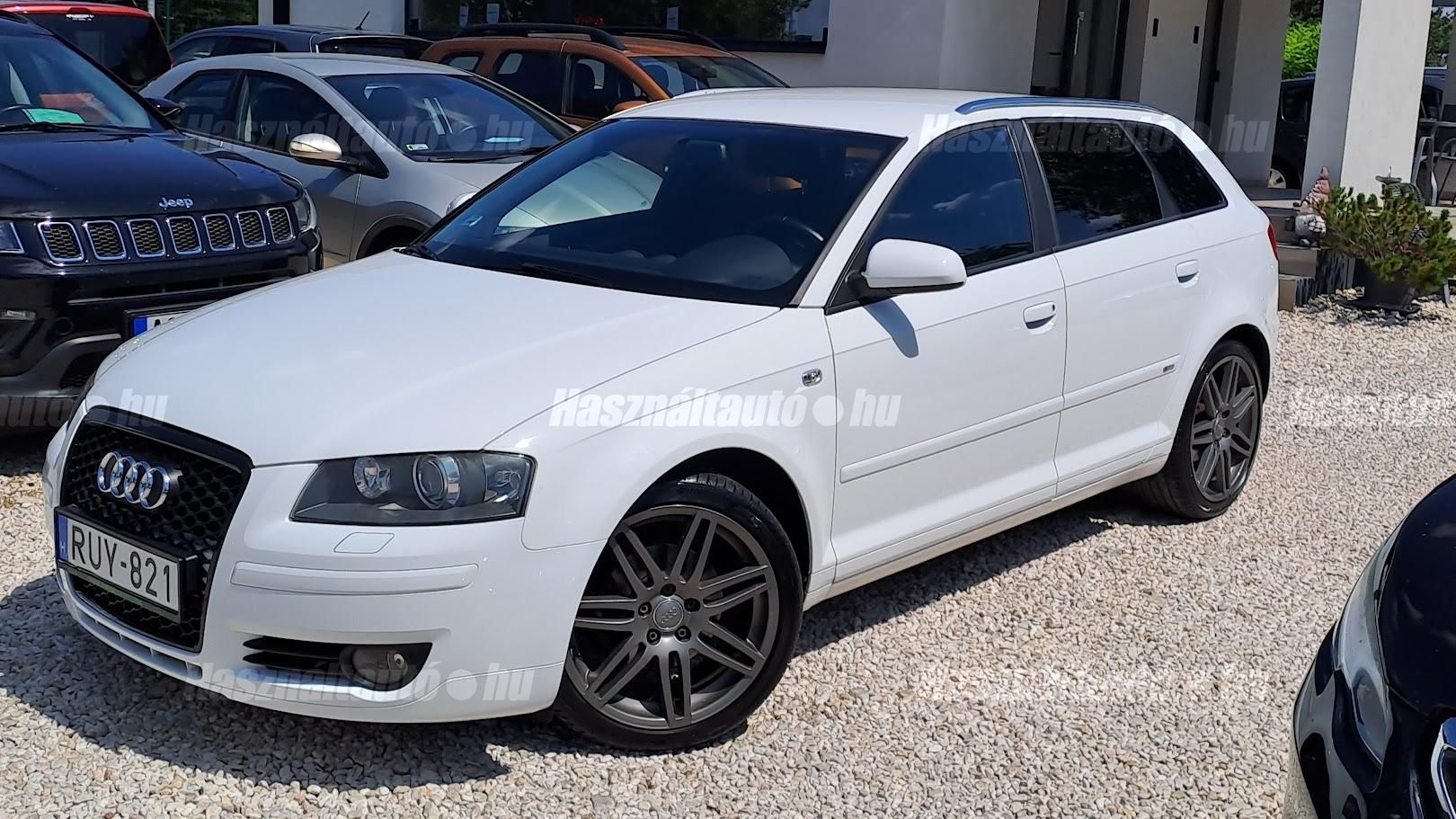 AUDI A3 2008/4 - 1