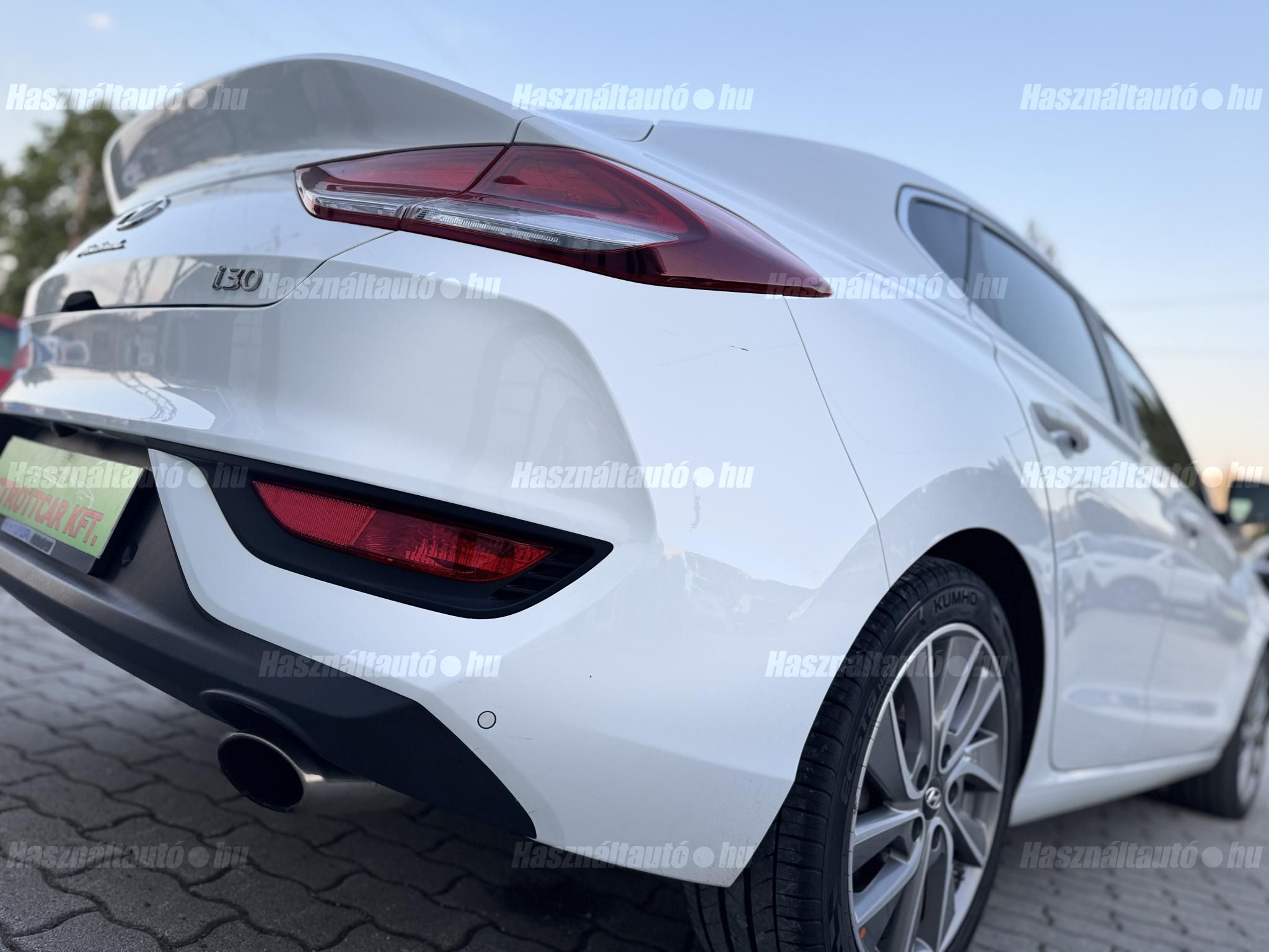 HYUNDAI I30 2018/6 - 1