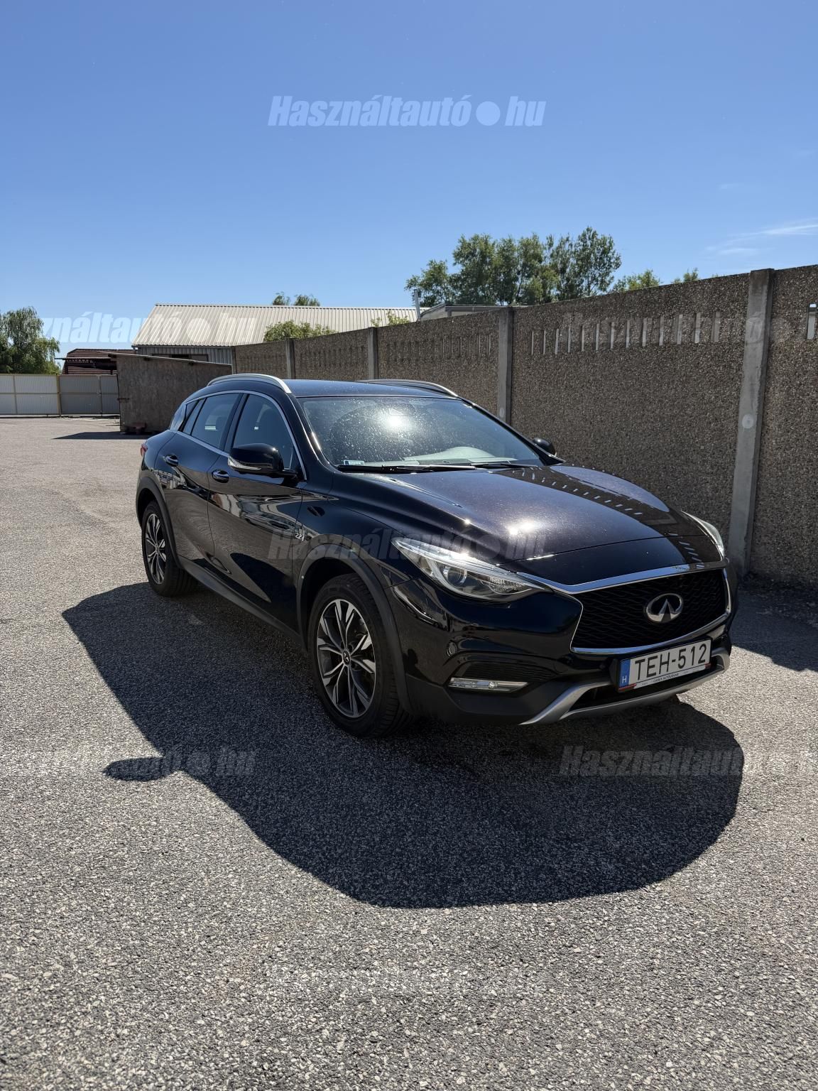 INFINITI QX30 2017/11 - 1