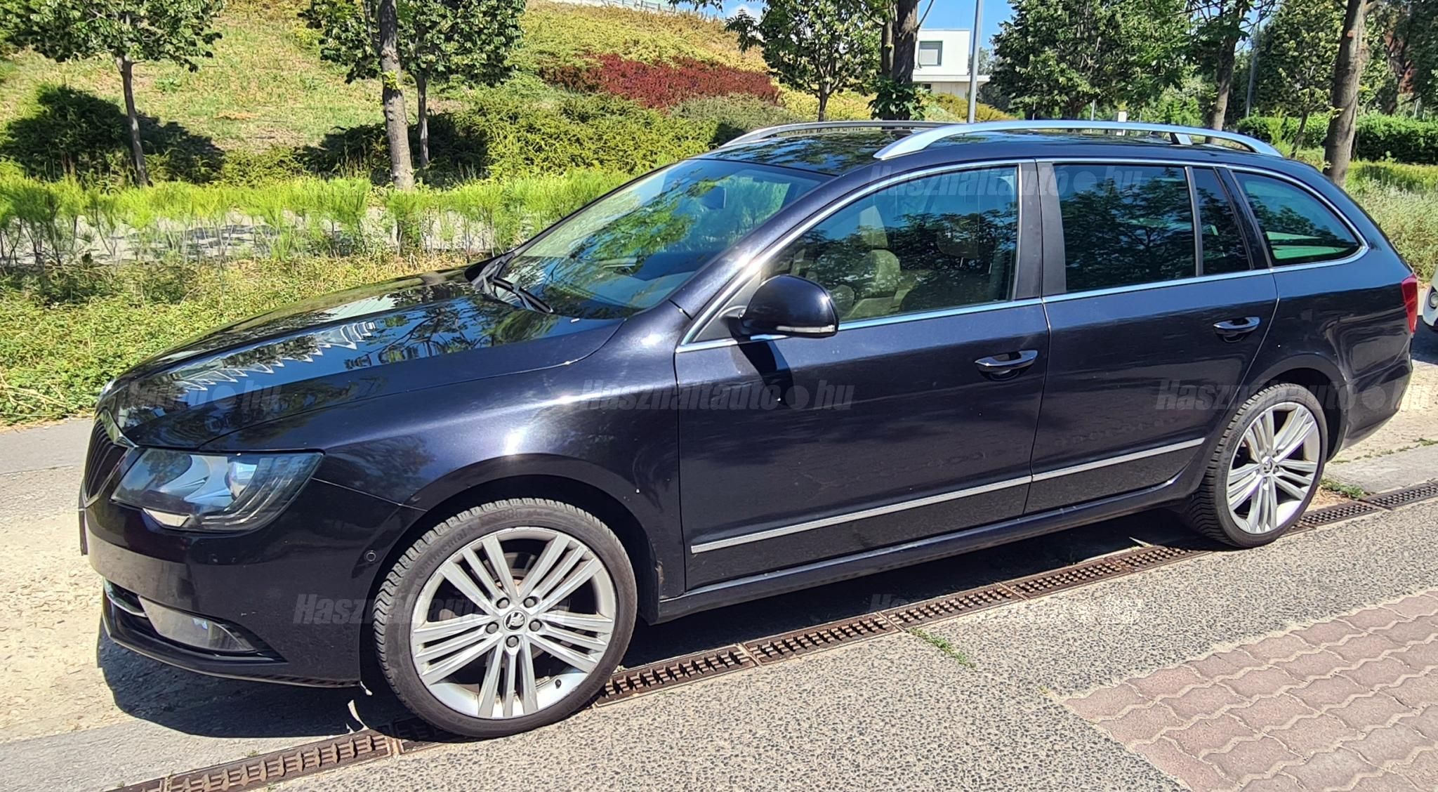 SKODA SUPERB 2013/7 - 1