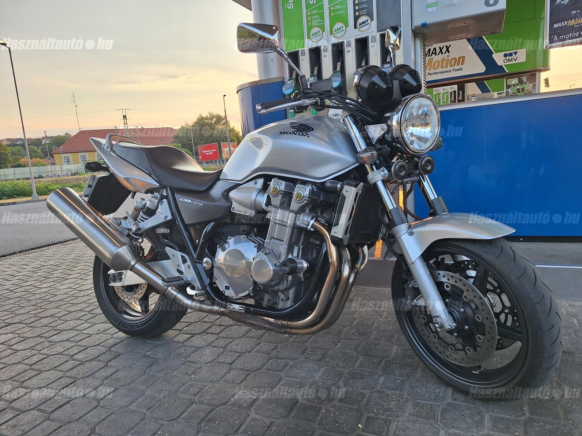 HONDA CB 1300 2004/6 - 1