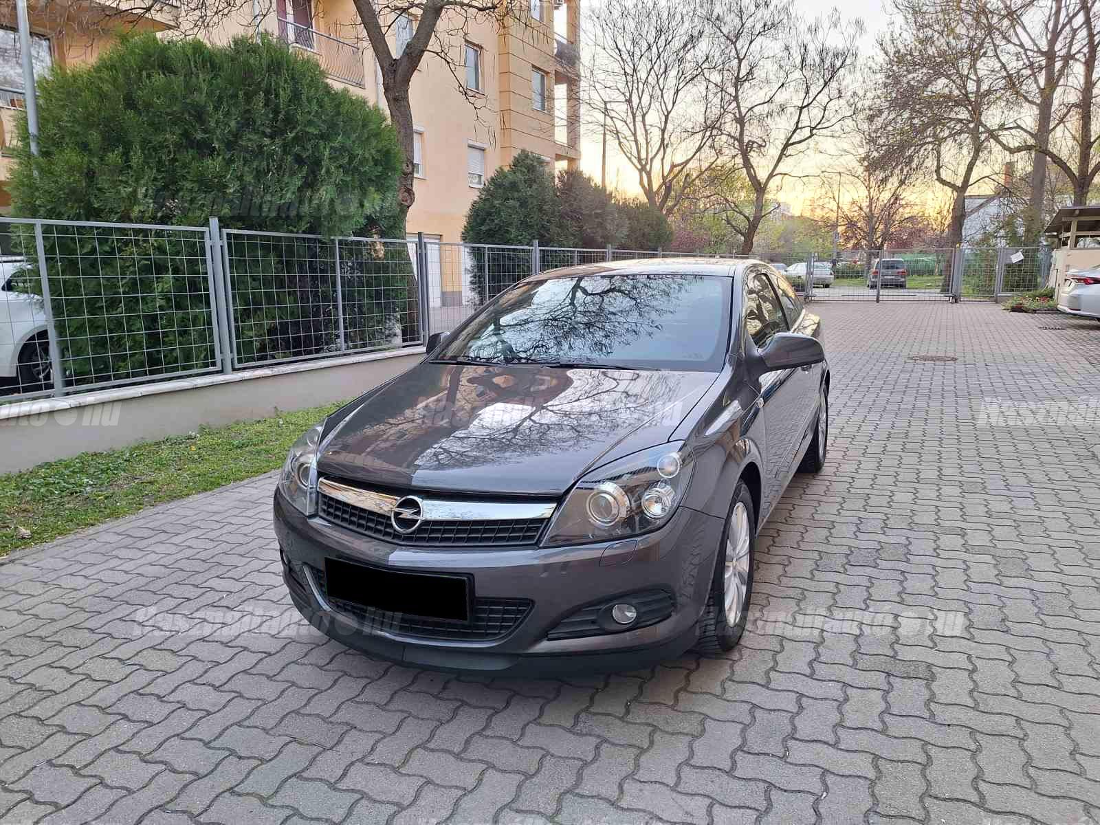 OPEL ASTRA 2009/11 - 1