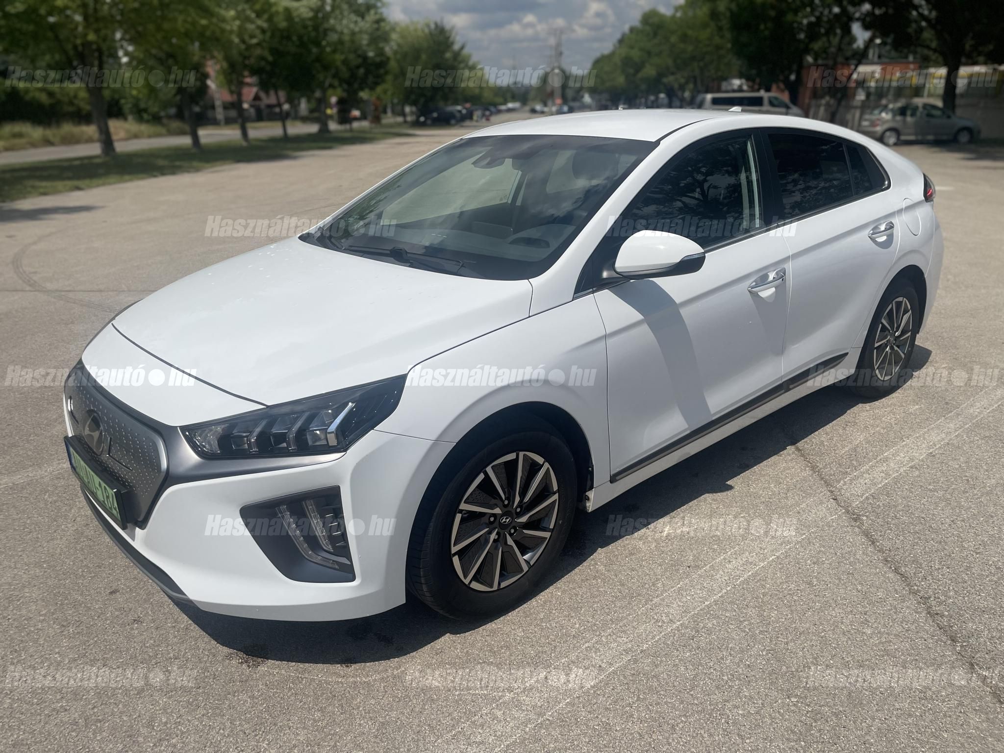 HYUNDAI IONIQ 2021/10 - 1