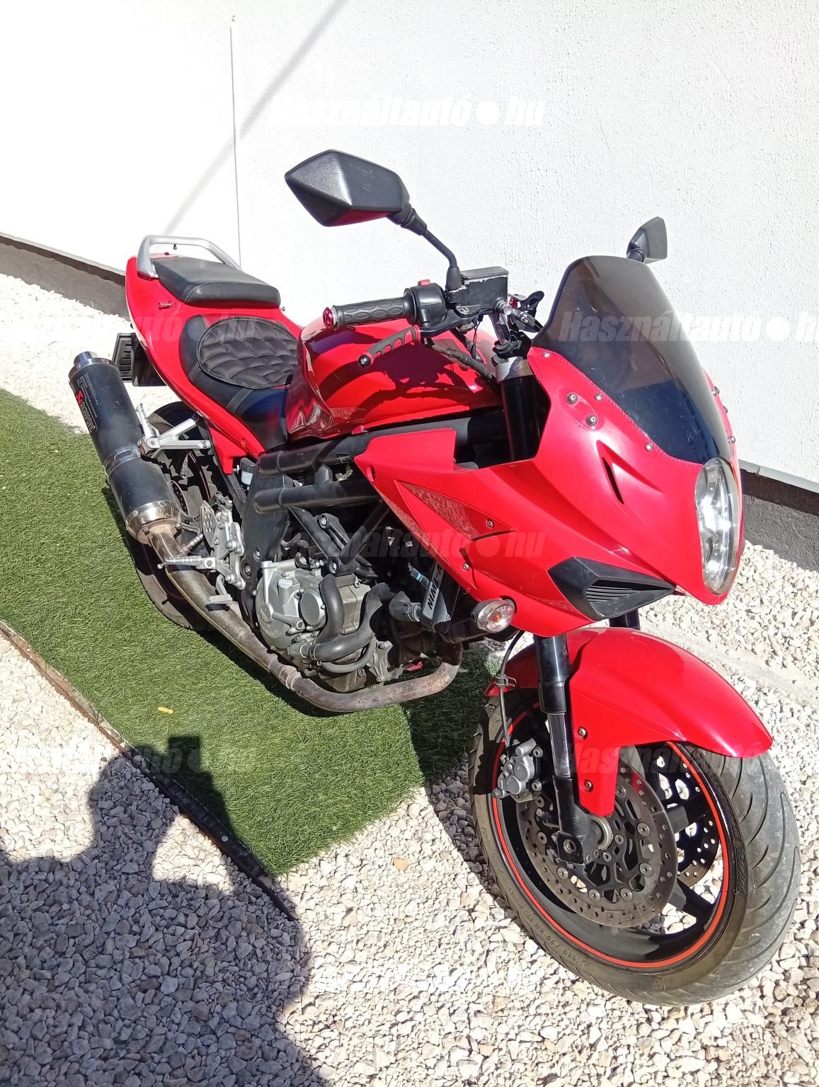 HYOSUNG GT 650 2008 - 1