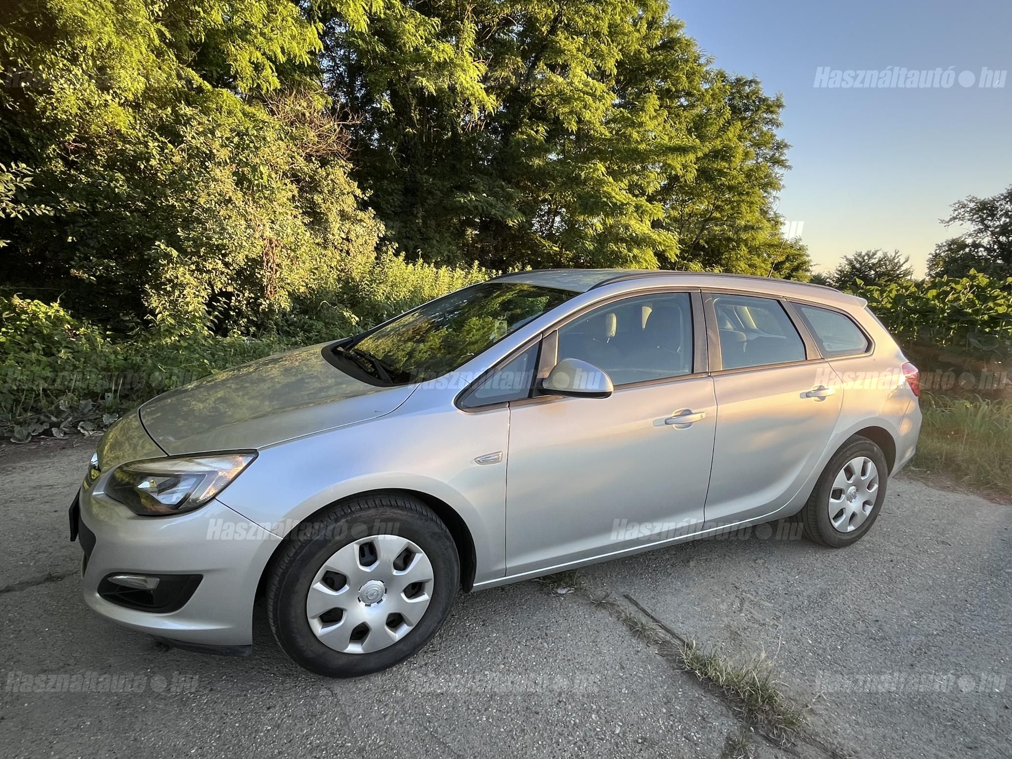 OPEL ASTRA J 2015/9 - 1