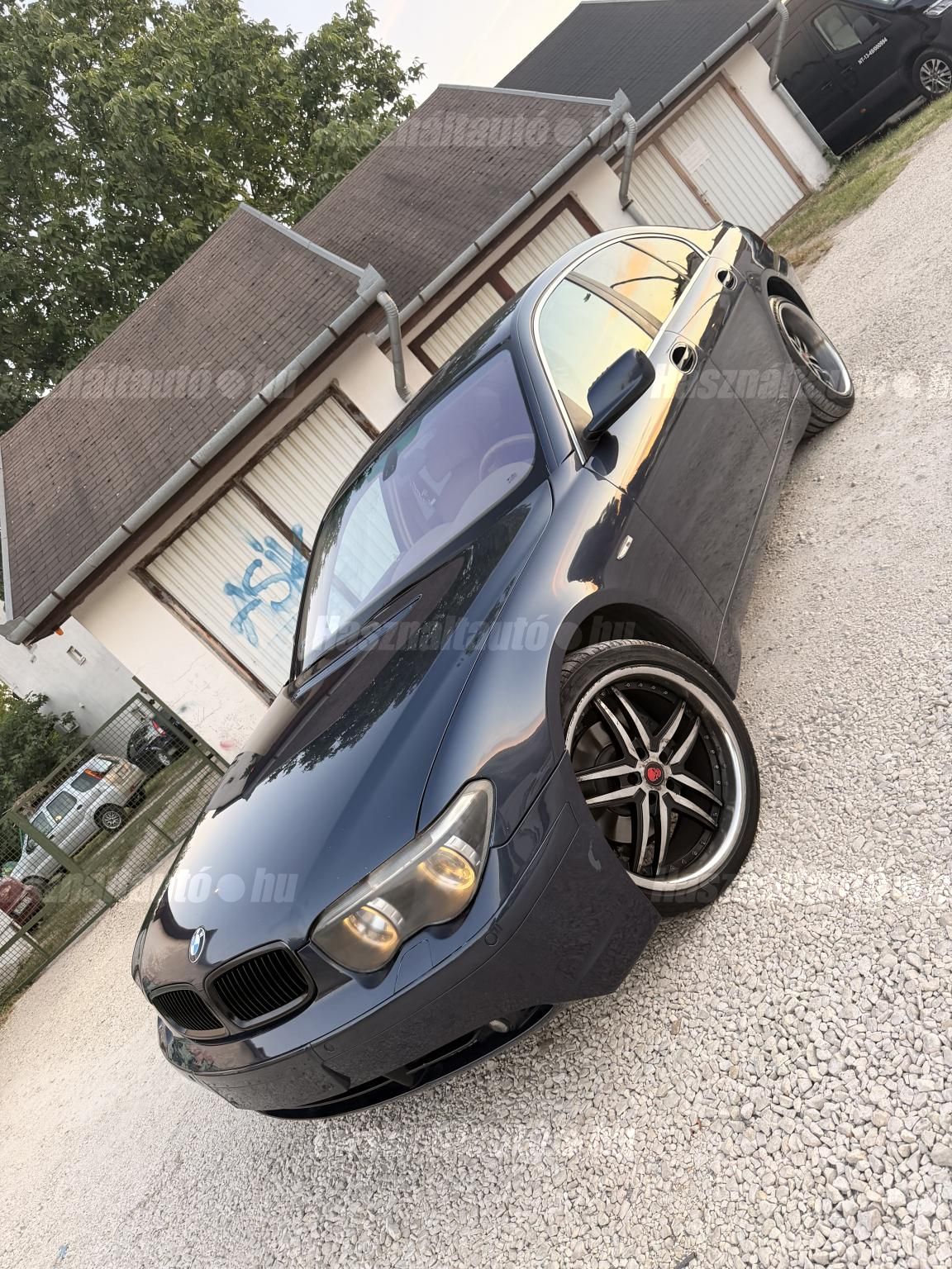 BMW 735 2001/7 - 1