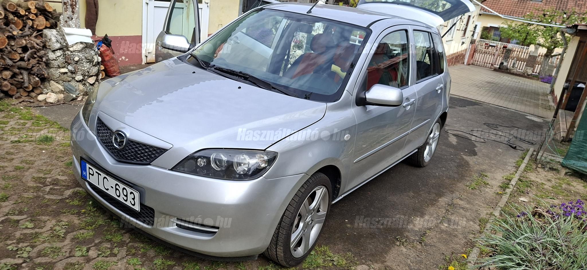 MAZDA 2 2006/3 - 1