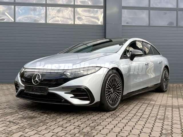 MERCEDES-BENZ EQS 2022/8 - 1