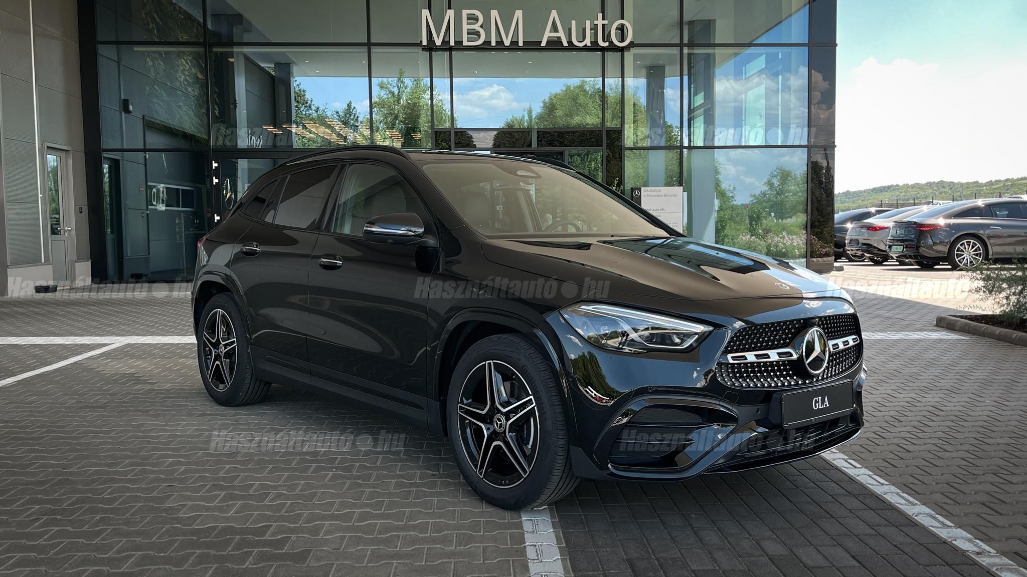 MERCEDES-BENZ GLA 200 2026 - 1