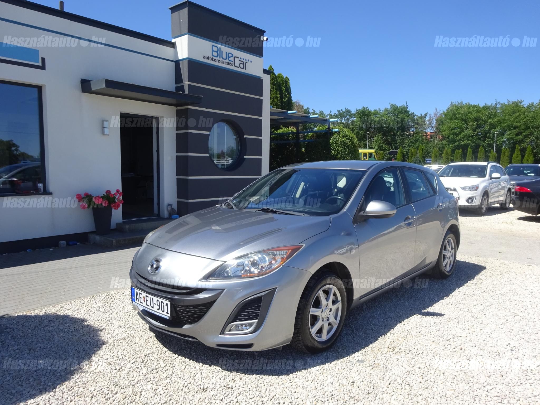MAZDA 3 2010/8 - 1