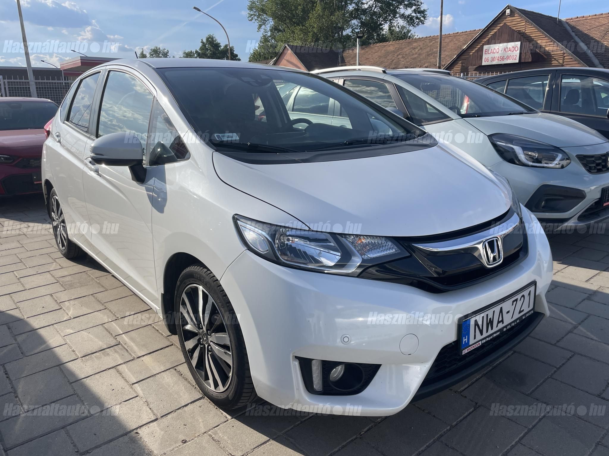 HONDA JAZZ 2016/10 - 1