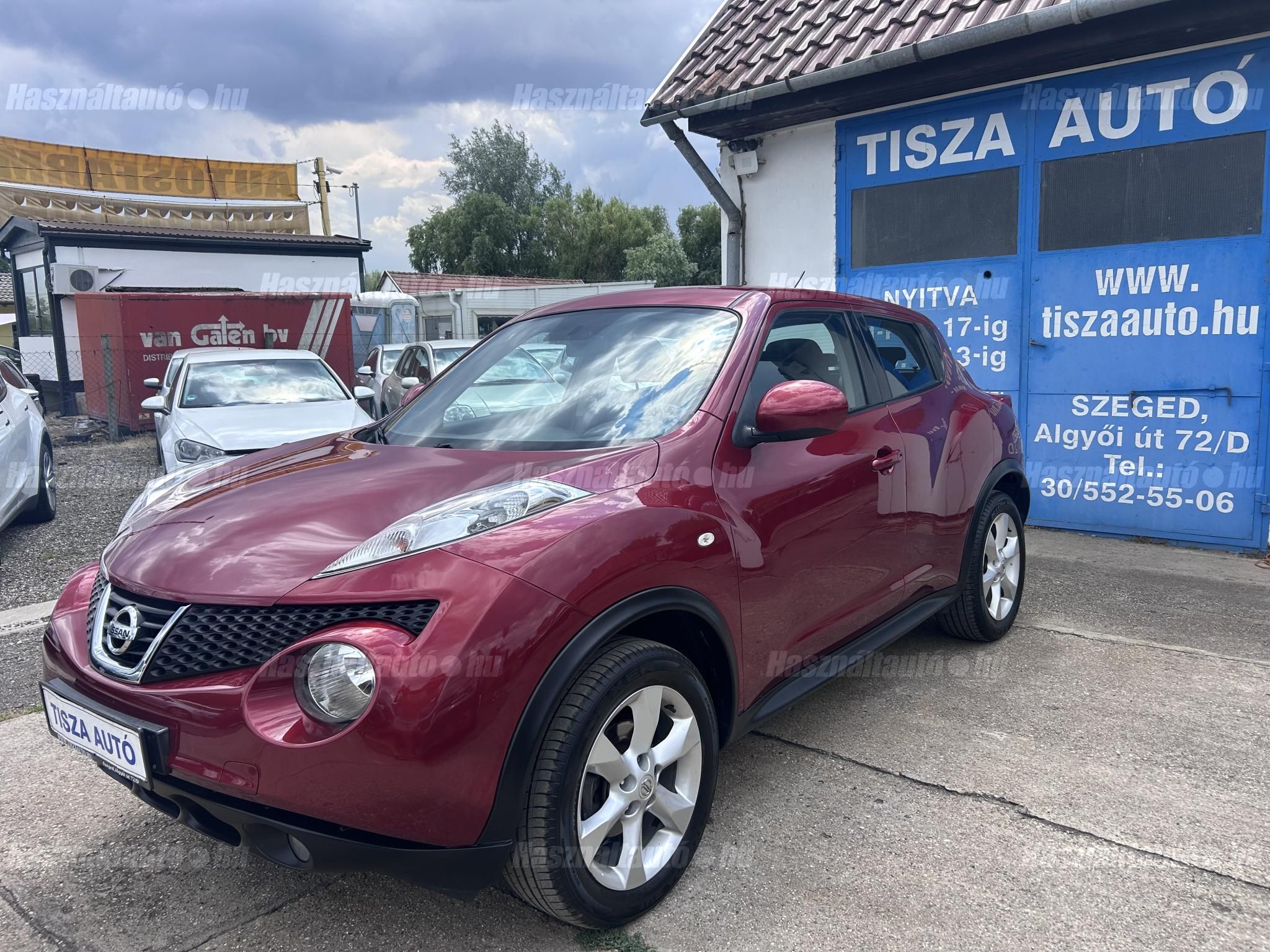 NISSAN JUKE 2013/3 - 1