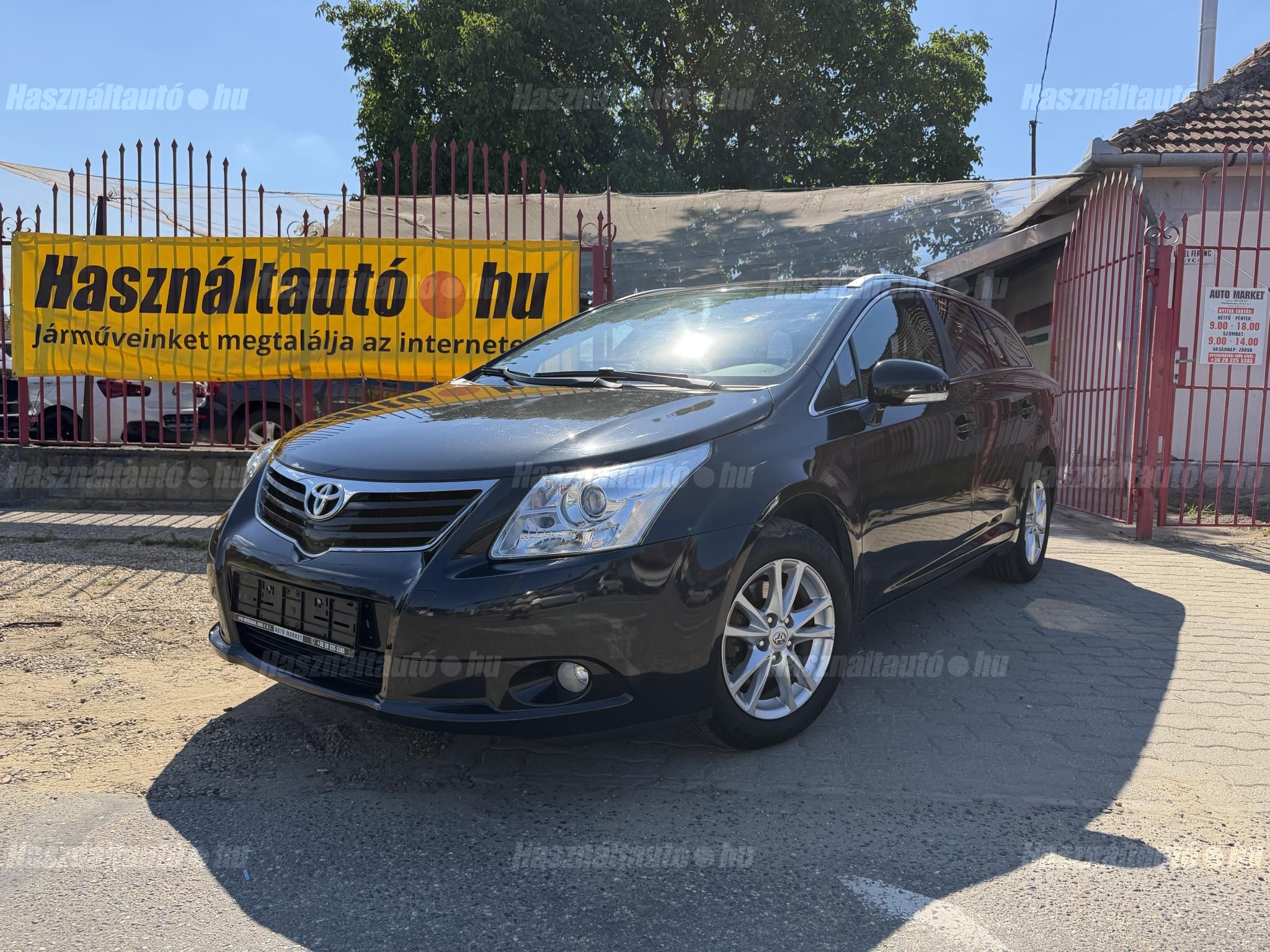 TOYOTA AVENSIS 2010/9 - 1