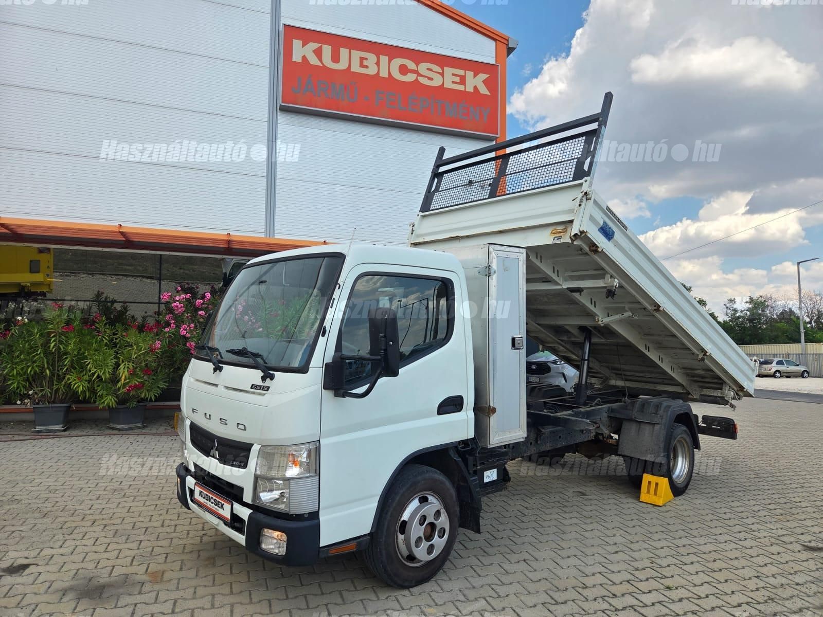 MITSUBISHI 2013/10 - 1