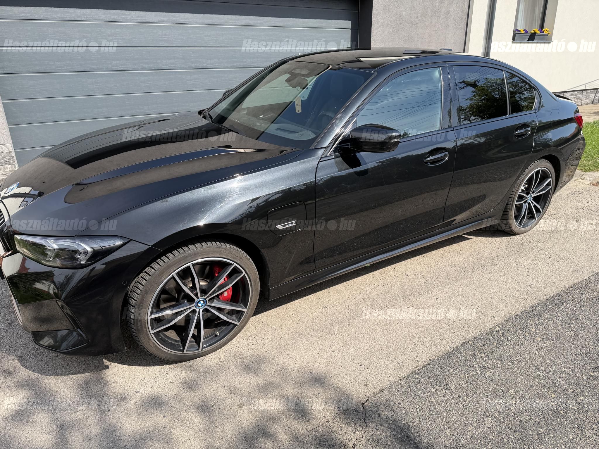 BMW 330 2023/3 - 1