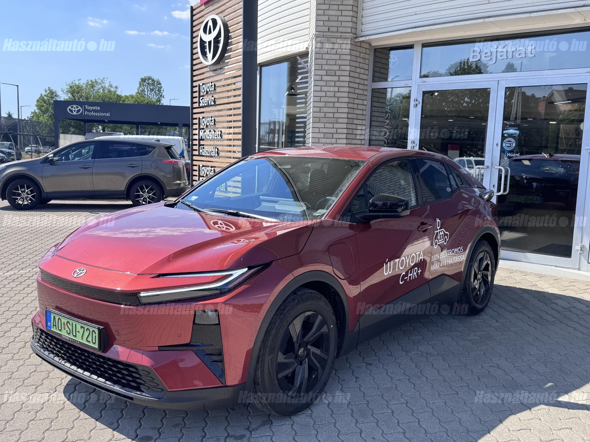 TOYOTA C-HR 2026/6 - 1