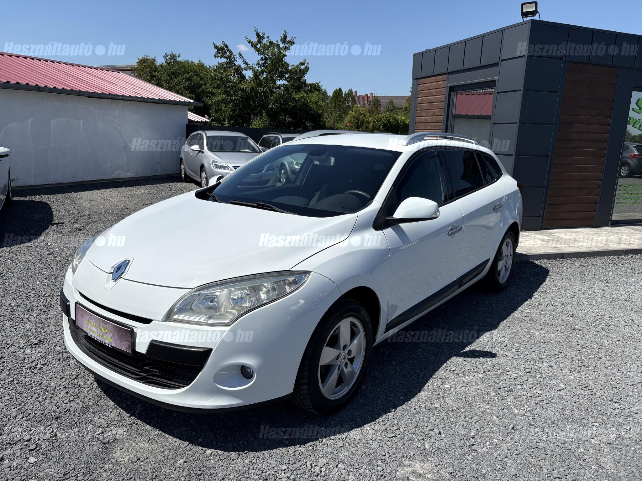 RENAULT MEGANE 2009/11 - 1