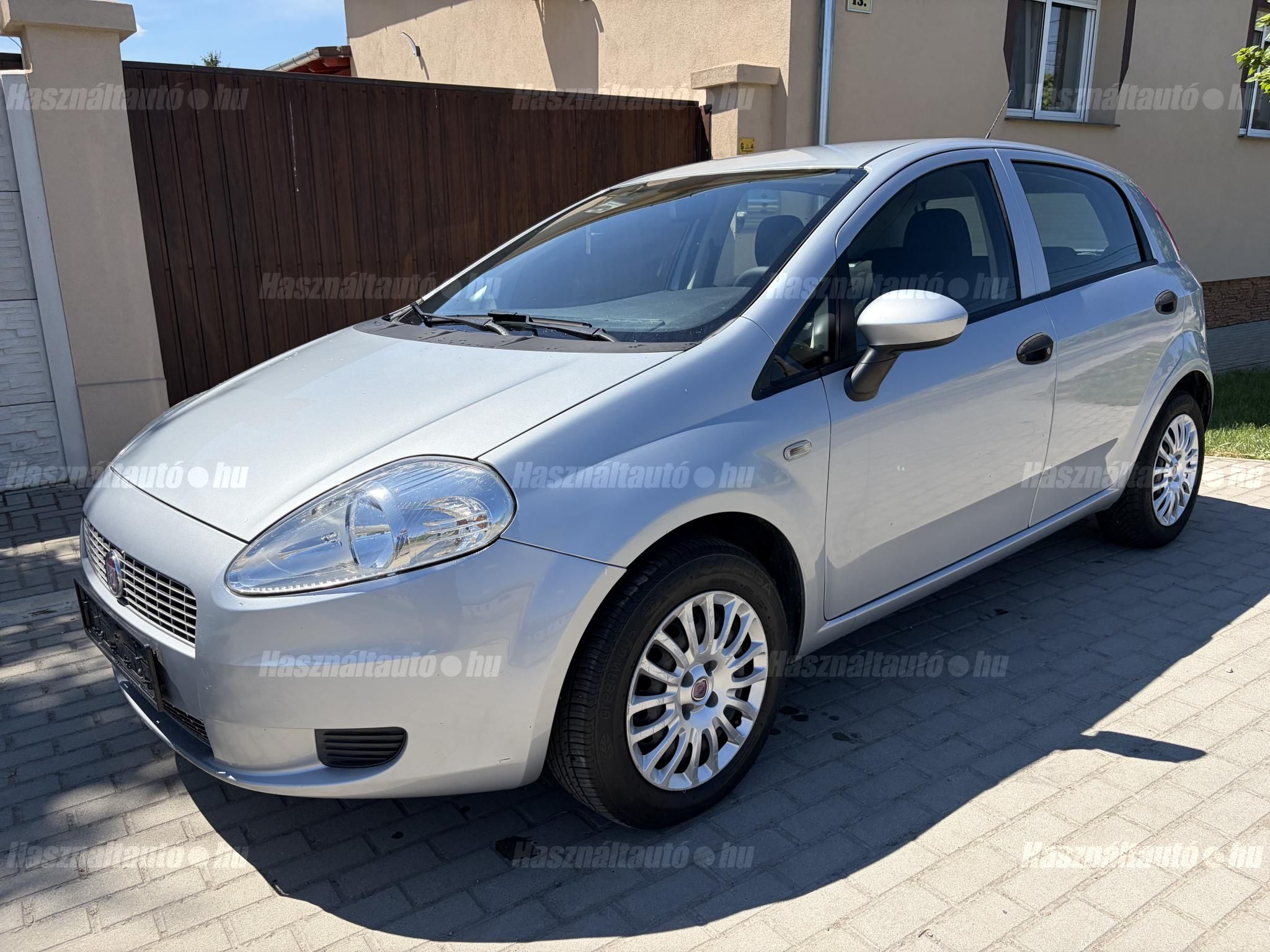 FIAT GRANDE PUNTO 2009 - 1