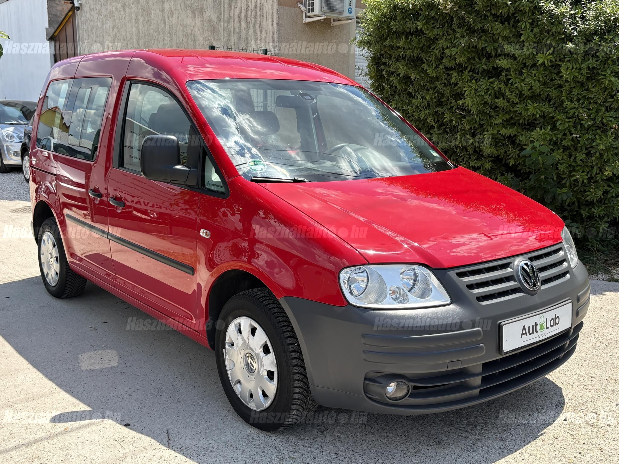 VOLKSWAGEN CADDY 2010/7 - 1