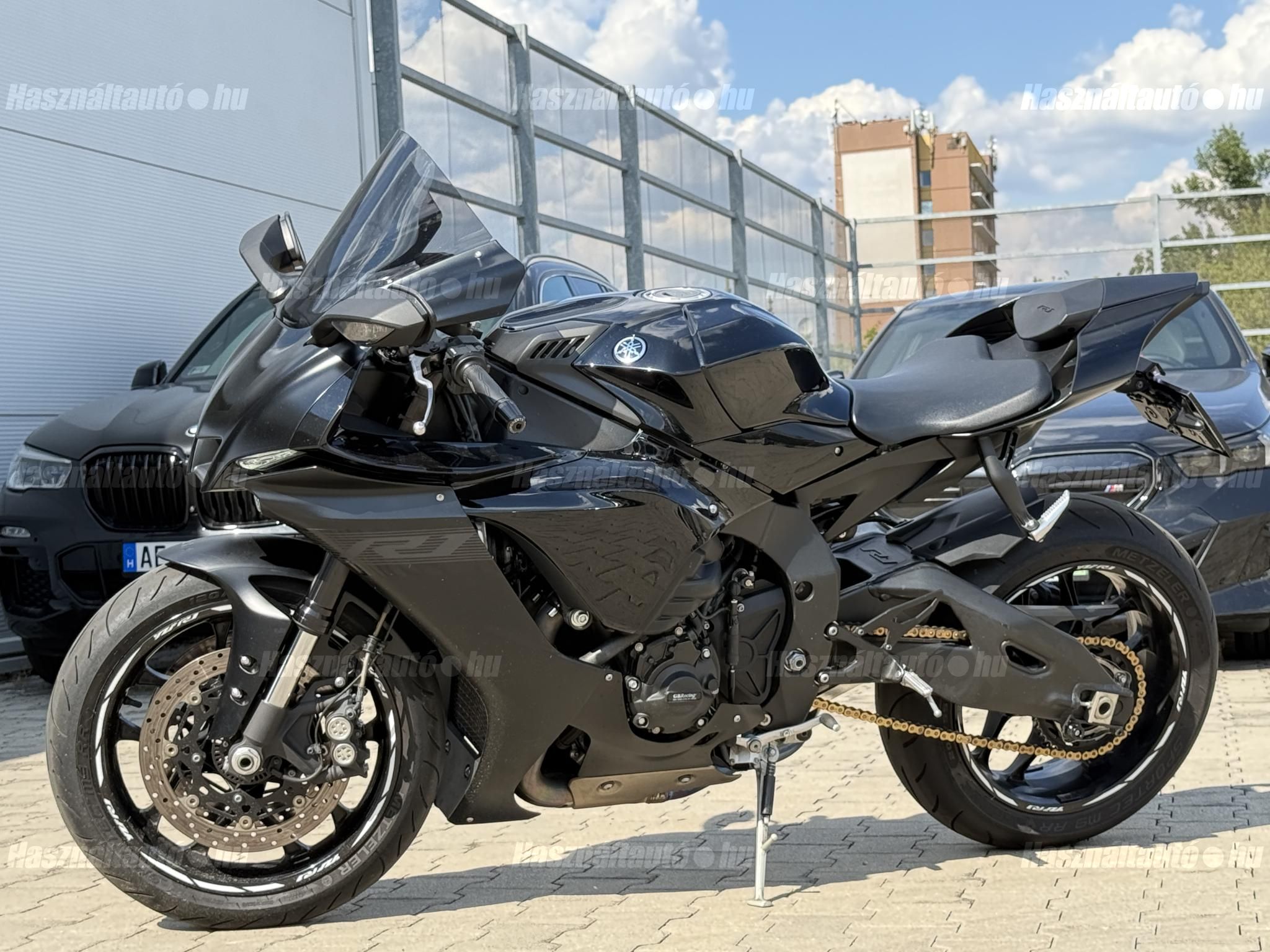YAMAHA YZF R1 2020/6 - 1