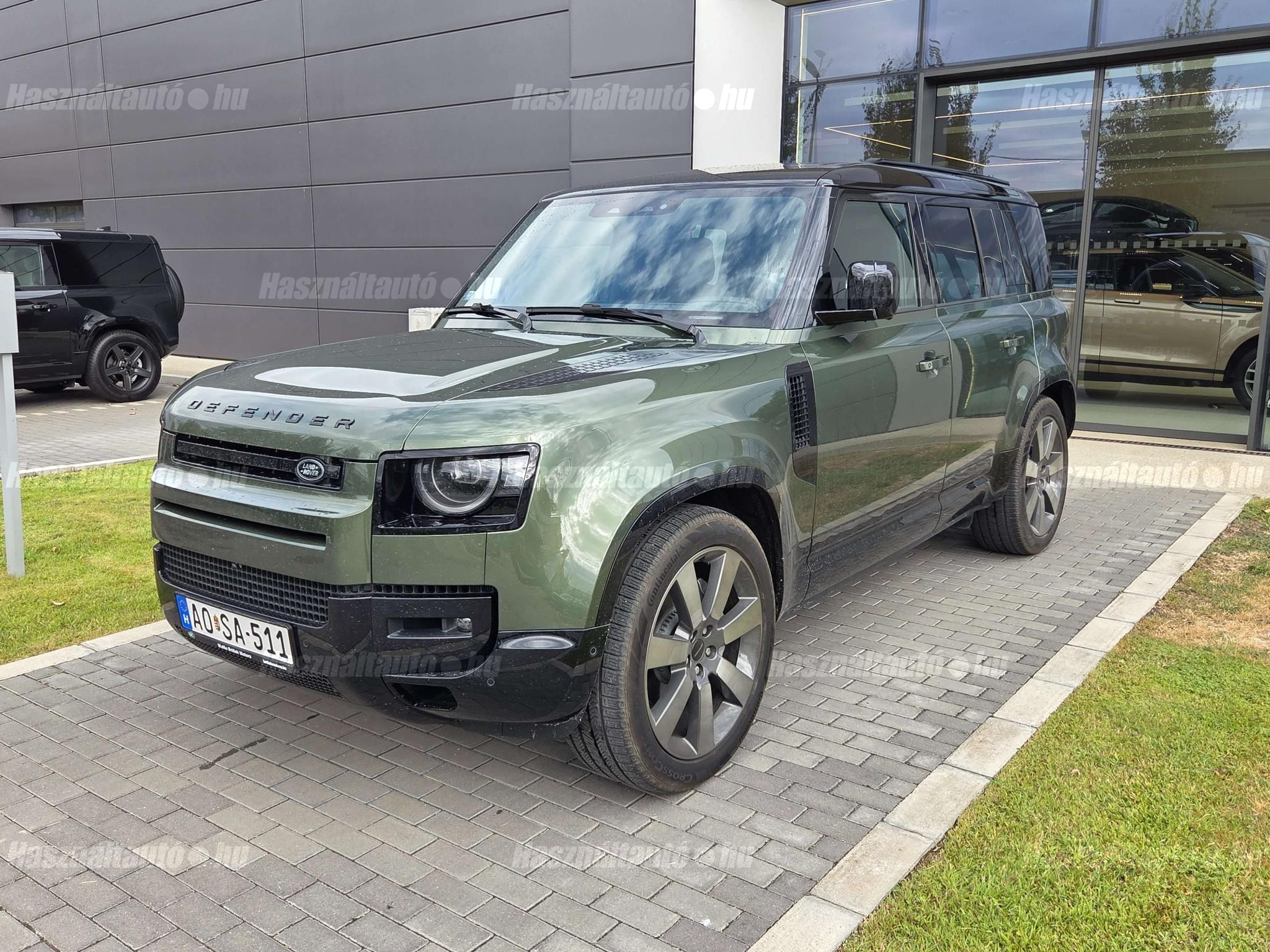 LAND ROVER DEFENDER 2026/6 - 1