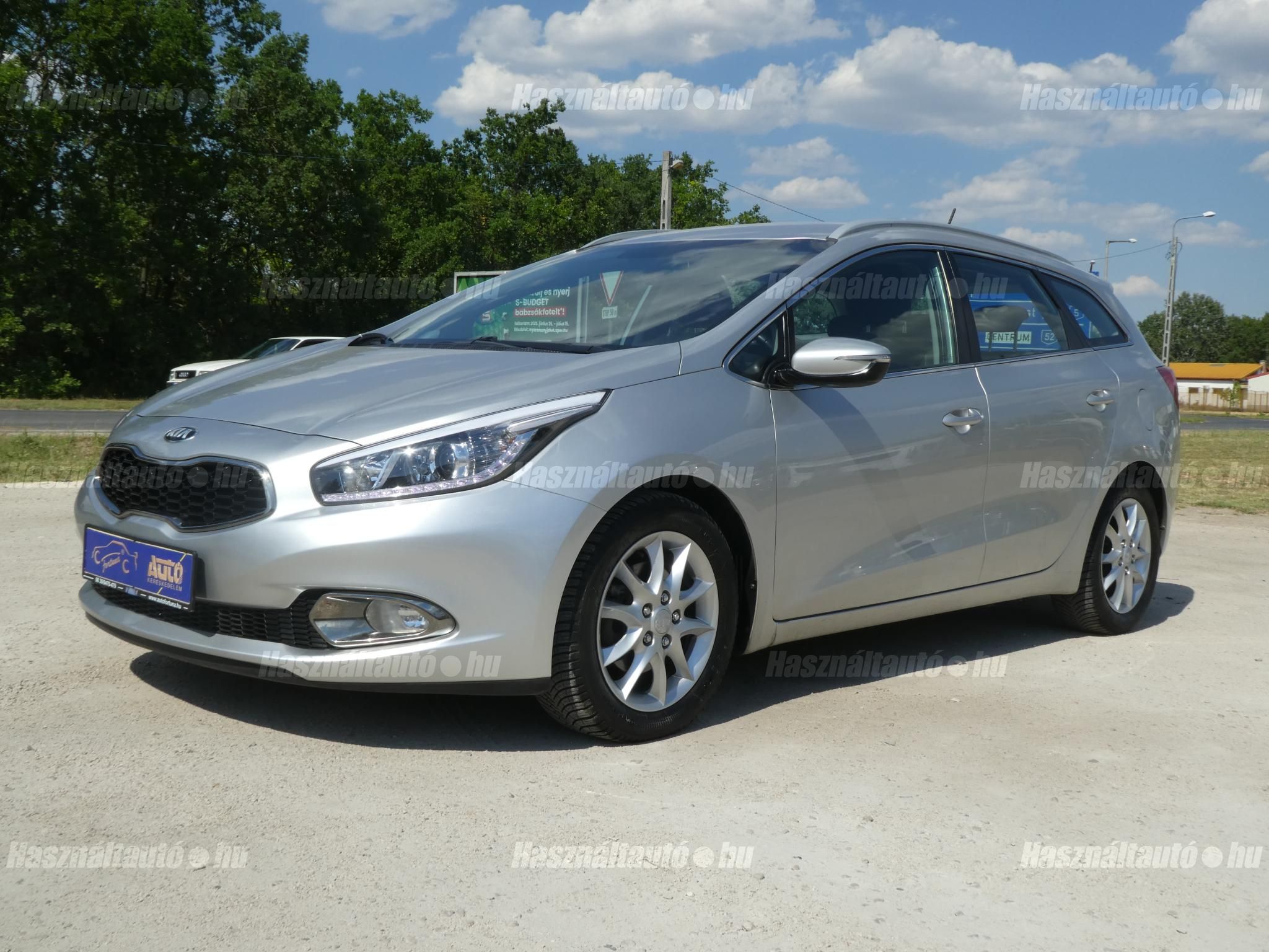 KIA CEE'D 2013/3 - 1
