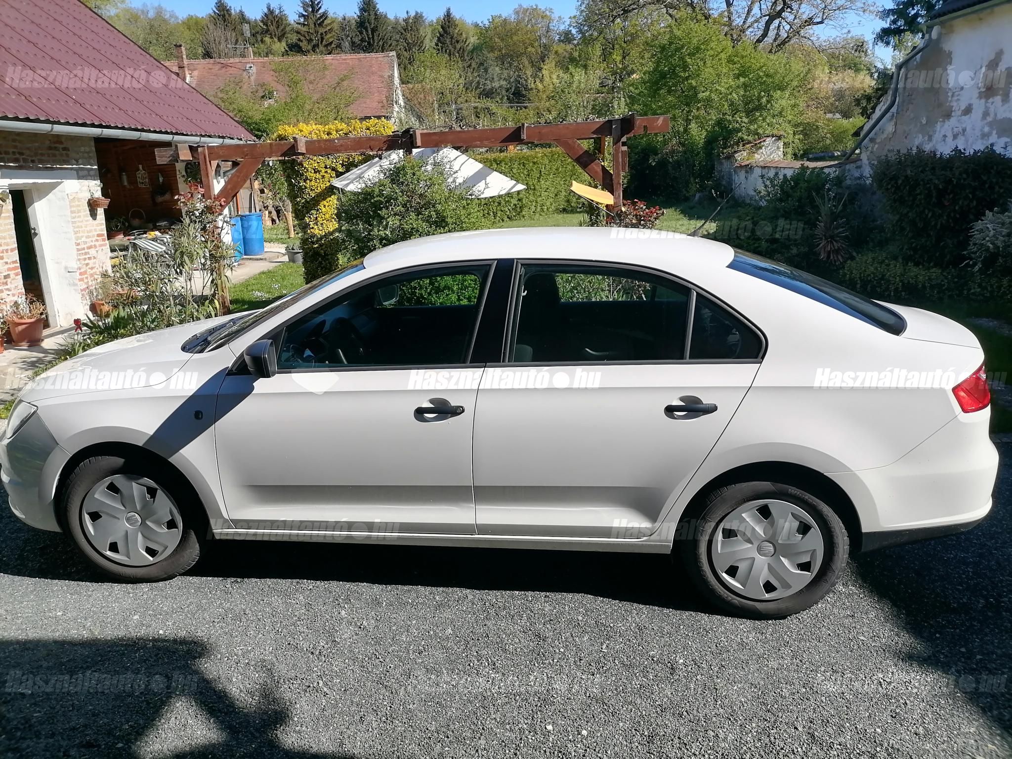 SEAT TOLEDO 2013/10 - 1