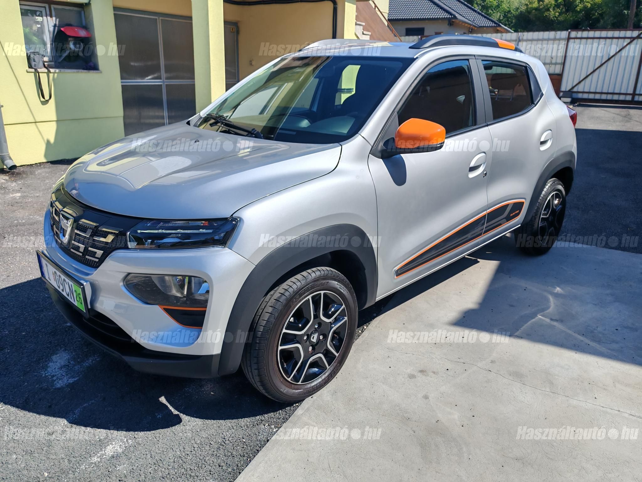 DACIA SPRING 2022/5 - 1