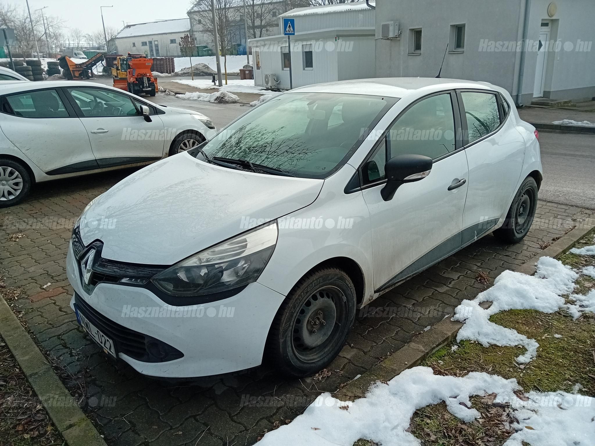 RENAULT CLIO 2014/5 - 1