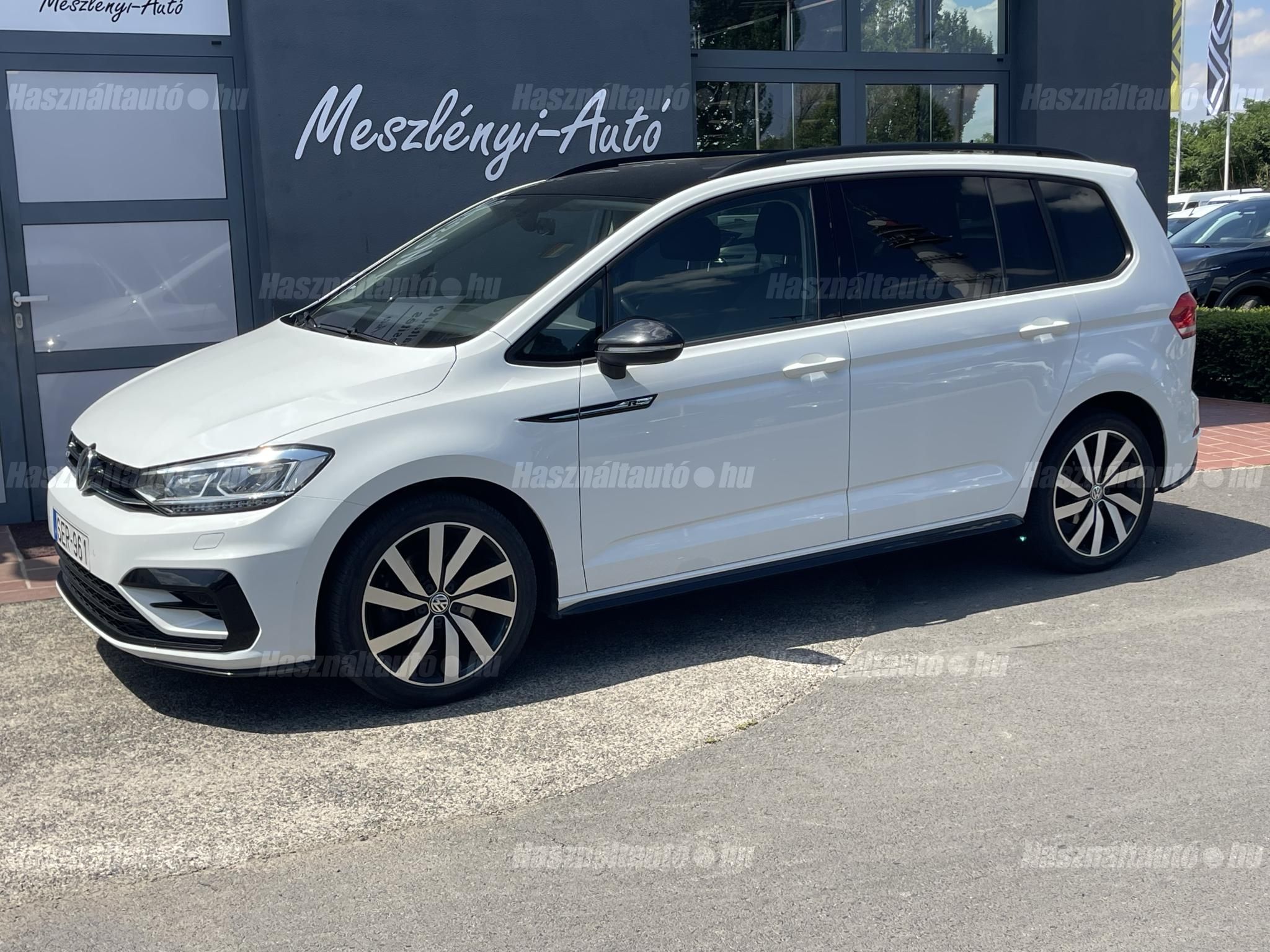 VOLKSWAGEN TOURAN 2019/9 - 1