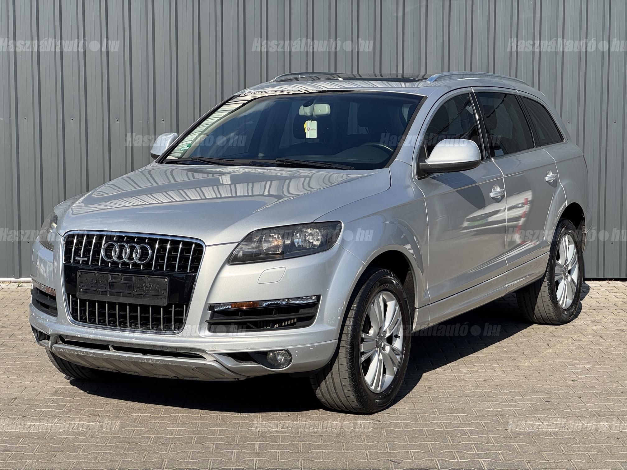 AUDI Q7 2010/9 - 1