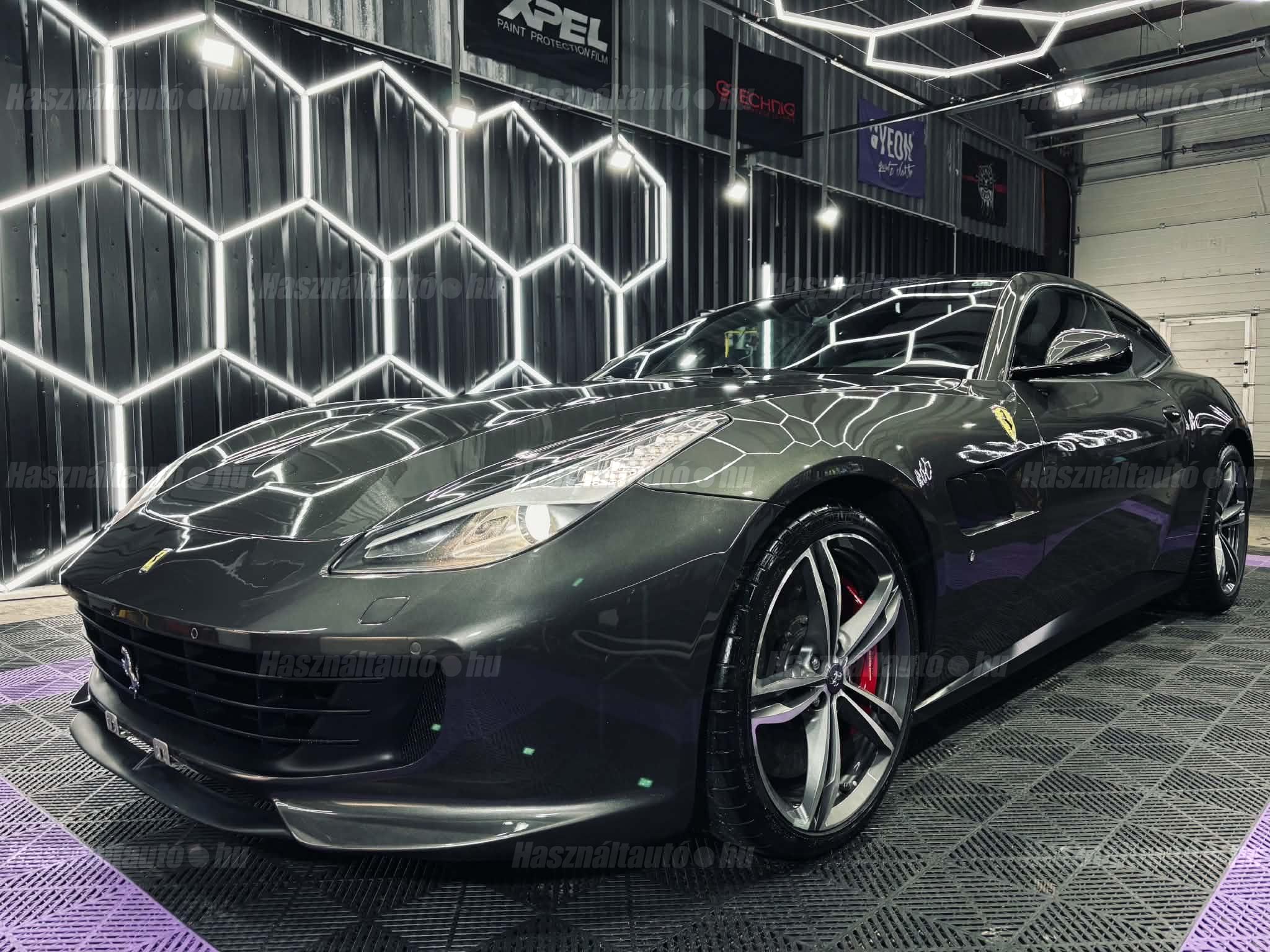 FERRARI GTC4LUSSO 2017/3 - 1