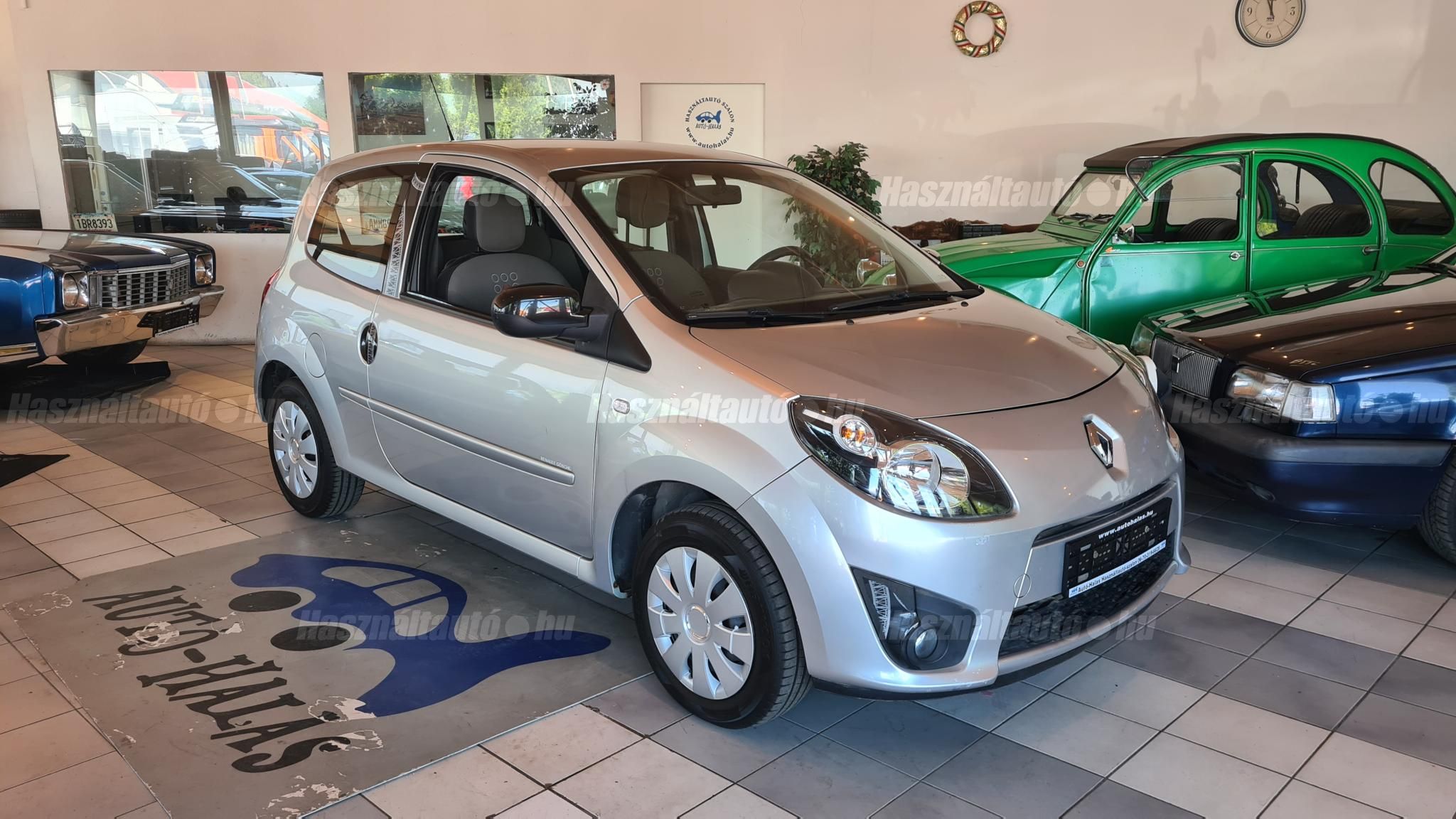 RENAULT TWINGO 2010/11 - 1
