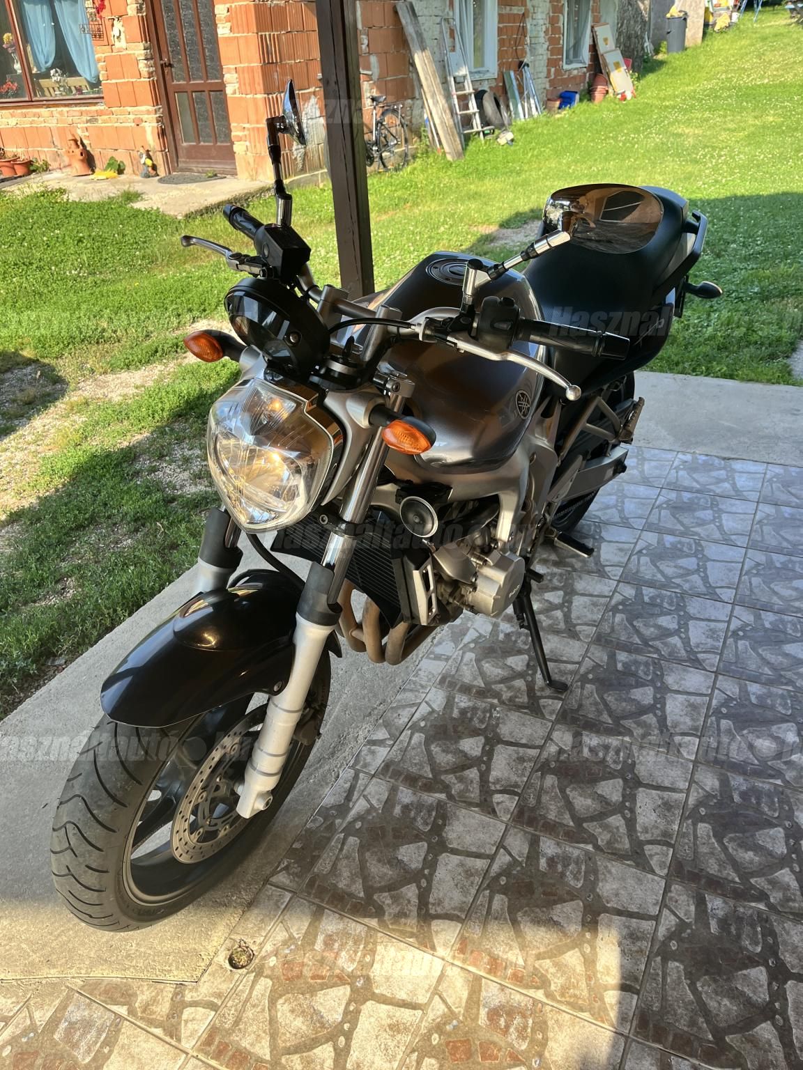 YAMAHA FZ6-N 2009 - 1