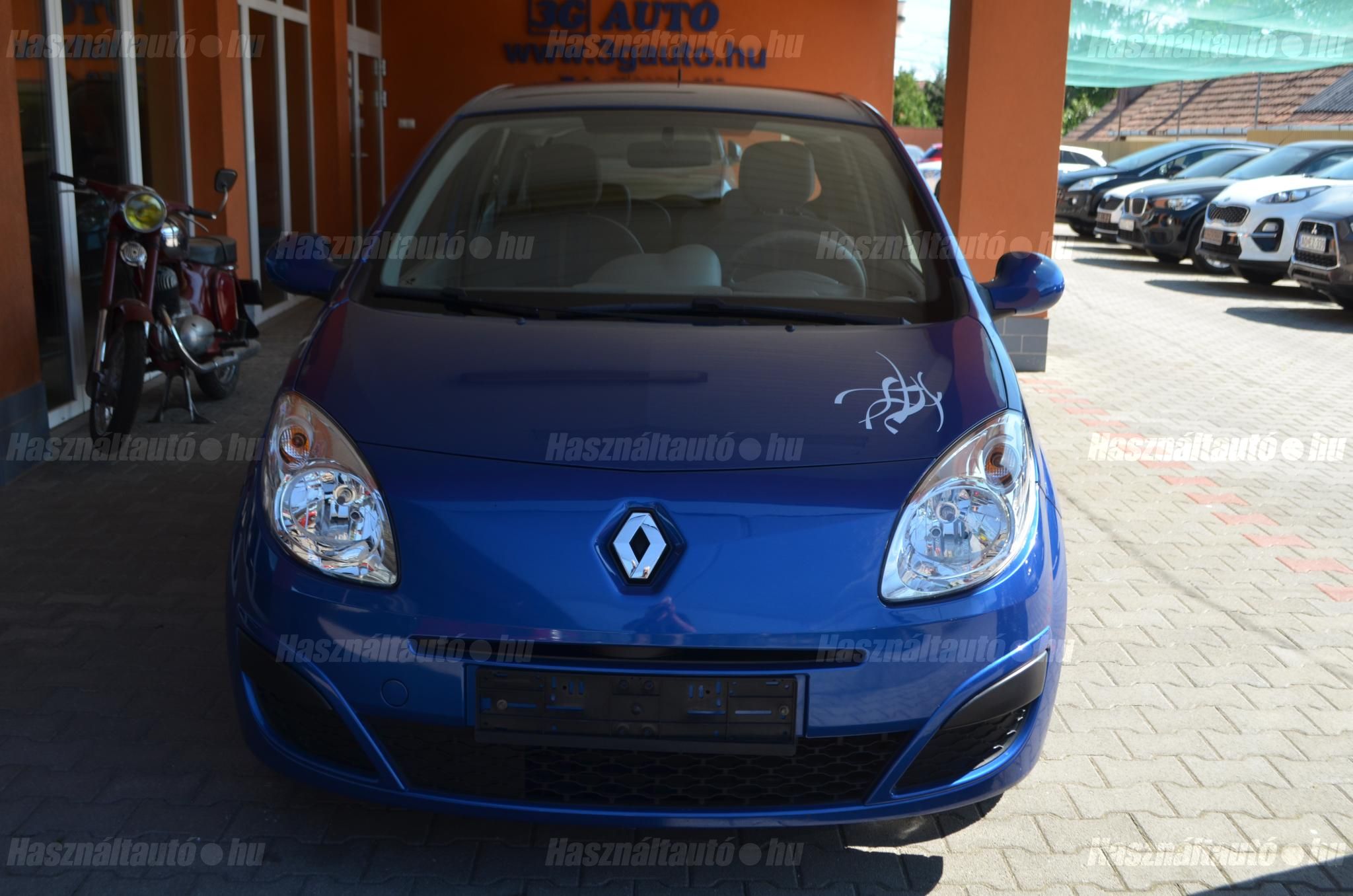 RENAULT TWINGO 2008/5 - 1