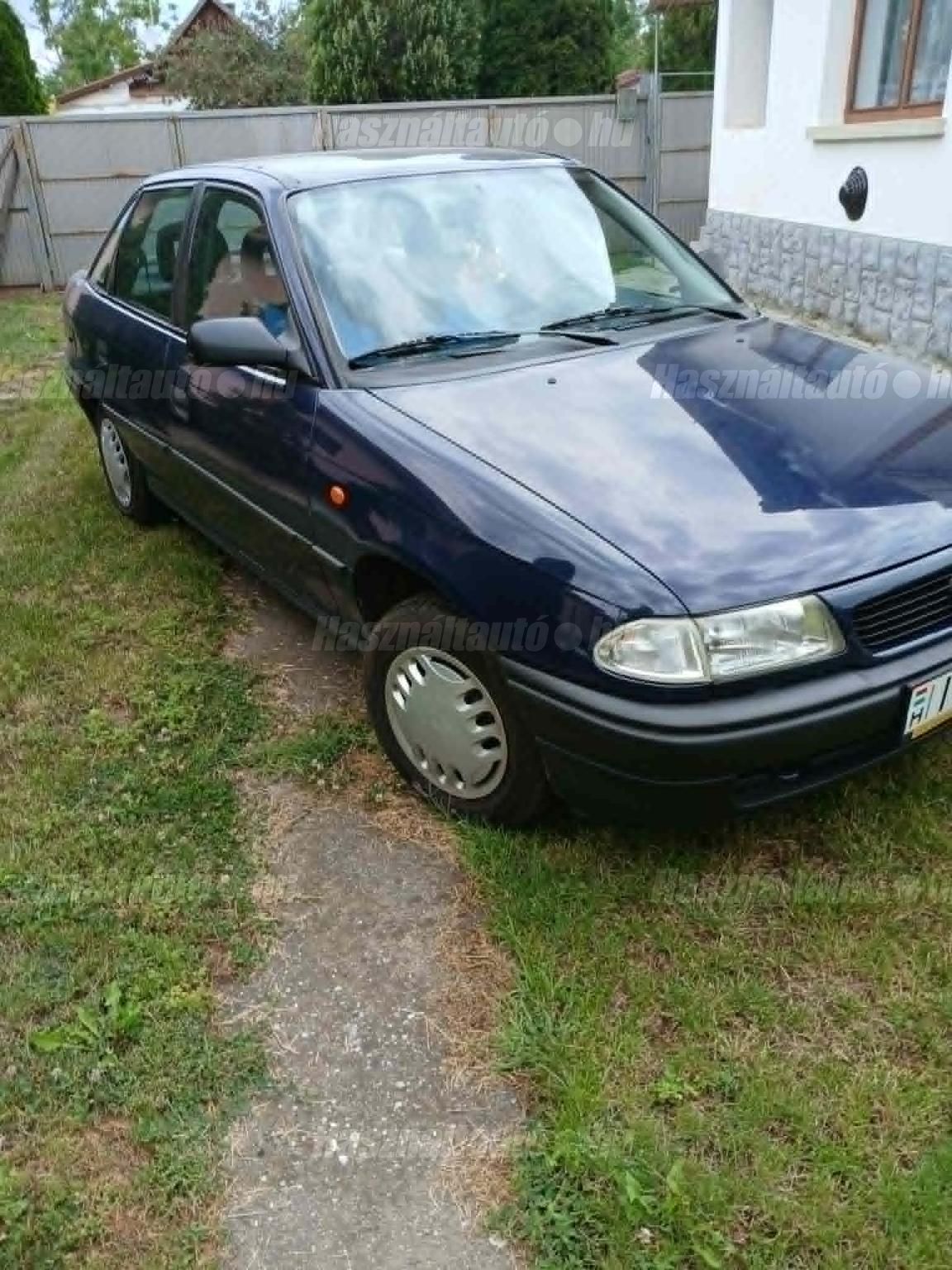OPEL ASTRA F 2002/4 - 1