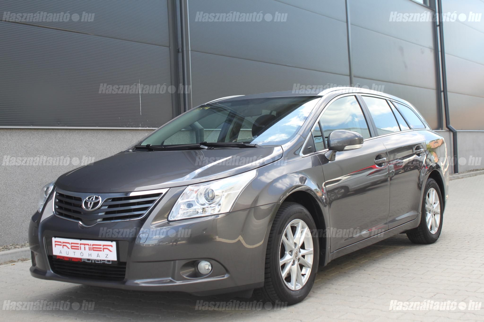 TOYOTA AVENSIS 2011/4 - 1