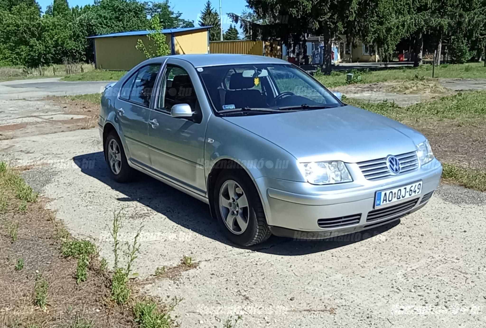 VOLKSWAGEN BORA 2003/10 - 1