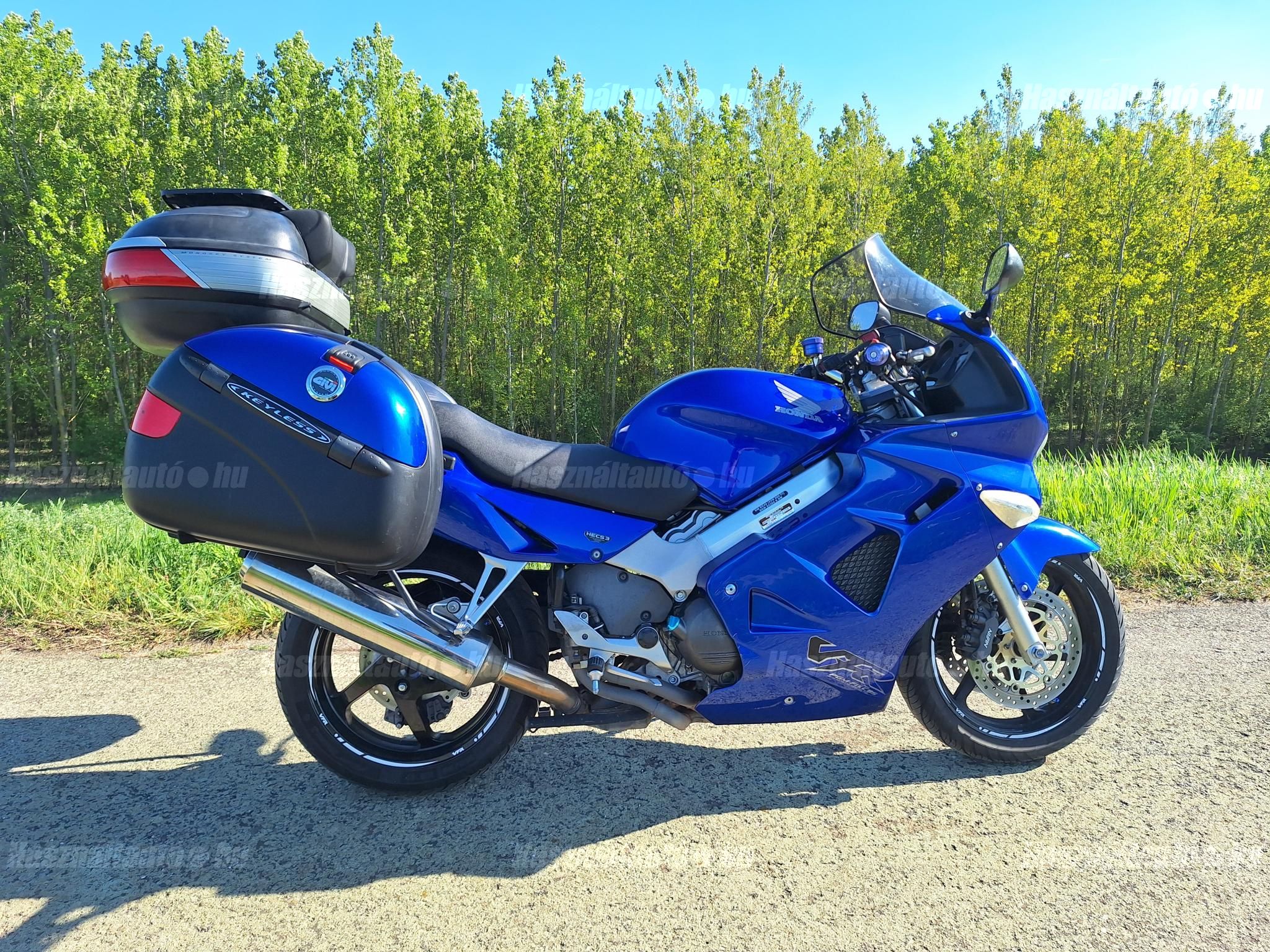 HONDA VFR 800 2000/6 - 1
